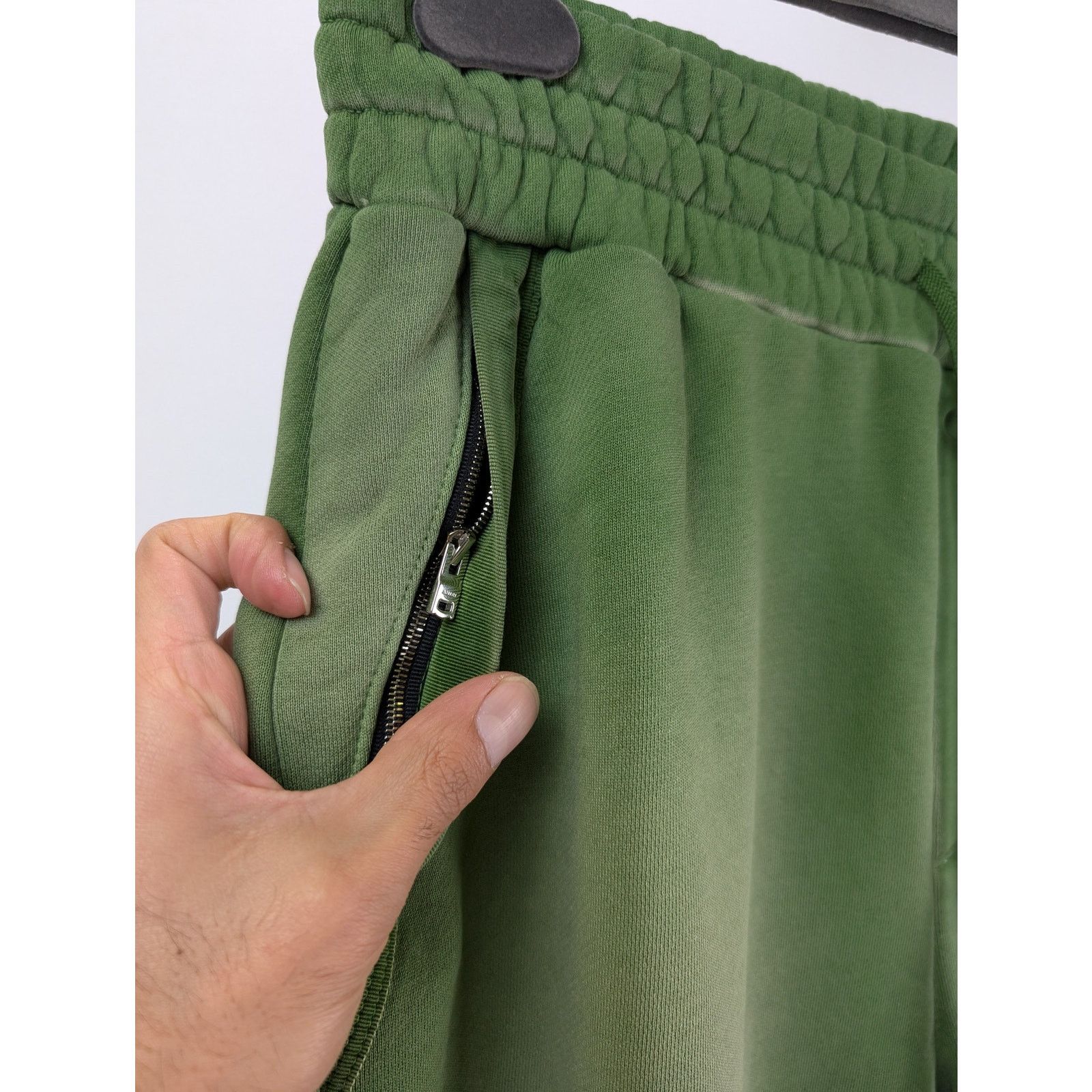 Amiri o1rshd1 Amiri Track Shorts in Green Size US 34 / EU 50 - 5 Thumbnail