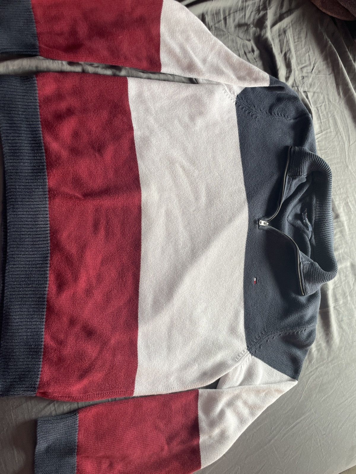 Tommy Hilfiger Tommy Hilfiger vintage sweater Size US L / EU 52-54 / 3 - 1 Thumbnail