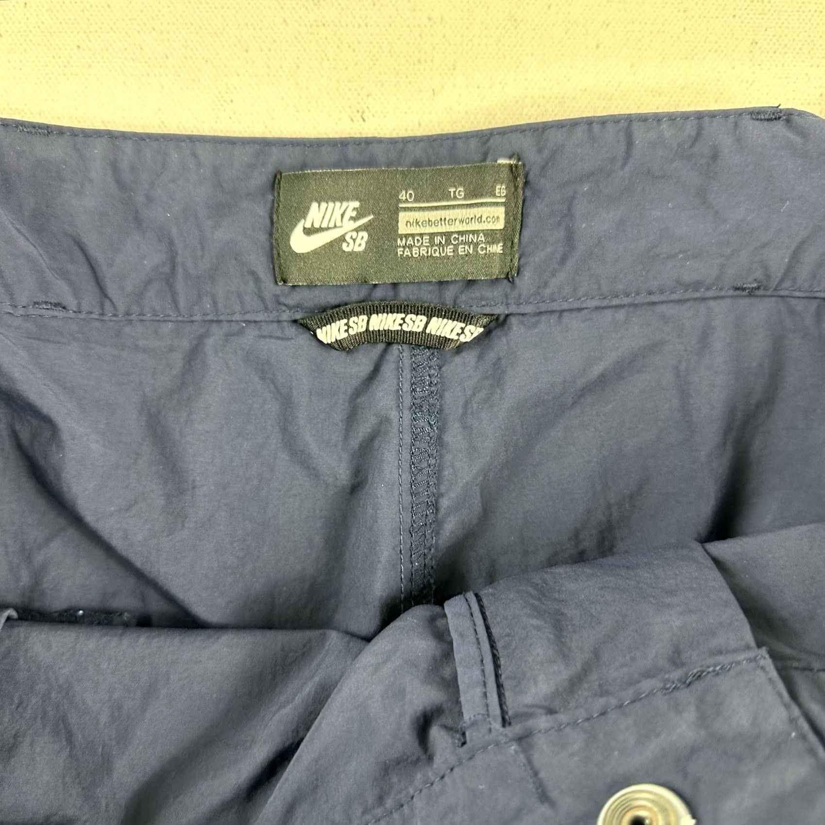 Nike Nike SB Shorts Everett Tech Skateboarding Belted Mens 40 Navy Blue 807550-451 Size US 40 / EU 56 - 6 Thumbnail