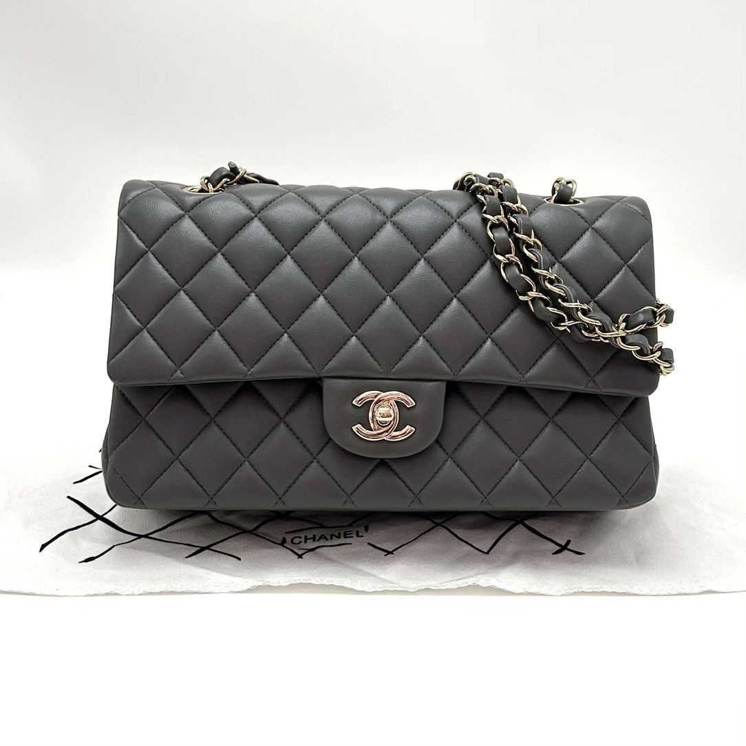 Chanel Pre-loved Bag Very good condition Size ONE SIZE - 1 Thumbnail