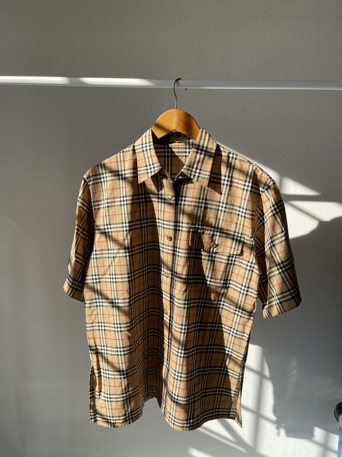 Burberry BURBERRY NOVA CHECK BUTTON UP SHIRT Size US M / EU 48-50 / 2 - 1 Thumbnail
