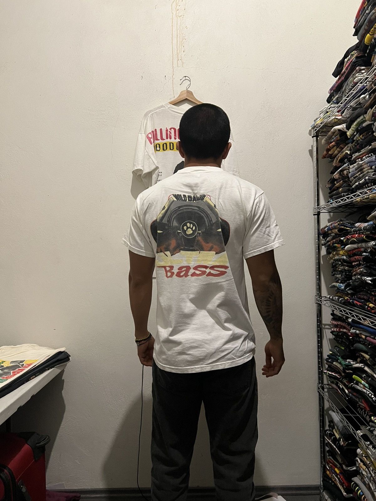 Top Dawg Entertainment 90s Wild Dawg Ultra Bass Rottweiler Chicano Tee Size US L / EU 52-54 / 3 - 3 Thumbnail