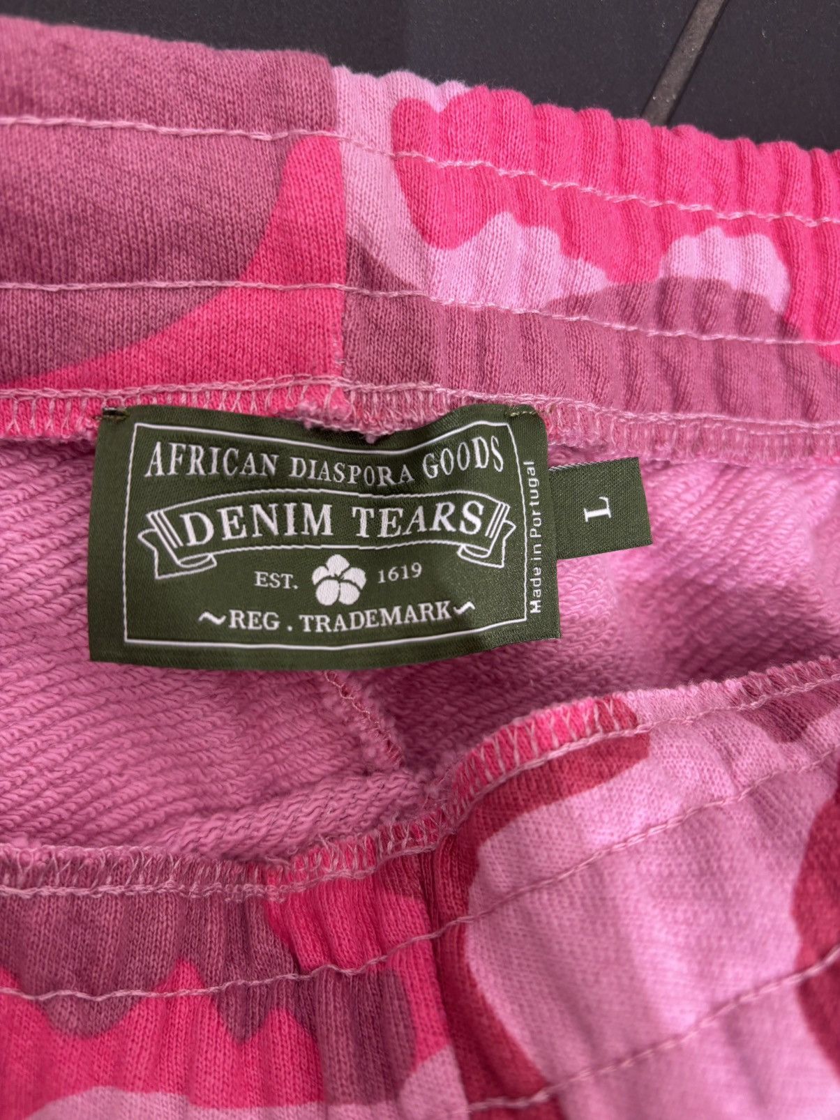 DENIM TEARS Denim Tears Wreath Sweatpants ‘Pink Camo’ Size US 34 / EU 50 - 4 Thumbnail