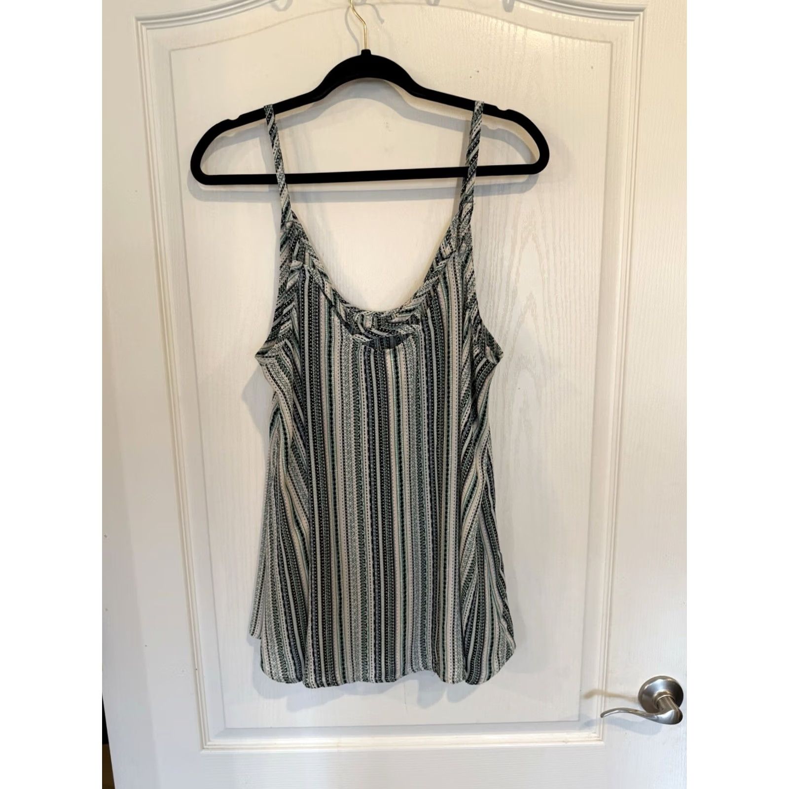Torrid Torrid Stripes Georgette Swing Tank Cami Sleeveless Lightweight Plus 2X Multicolor Women’s Size 2X Women’s Size XXL / US 16-18 / IT 52-54 - 3 Thumbnail