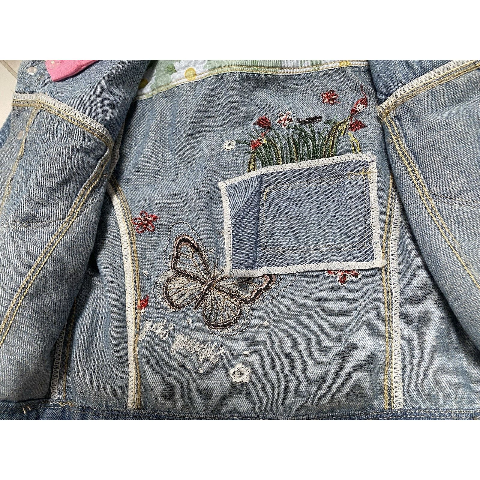 & Other Stories Peacolate denim jacket w/pink hood sz 2/3 yrs girls NWT Size XS / US 0-2 / IT 36-38 - 3 Thumbnail