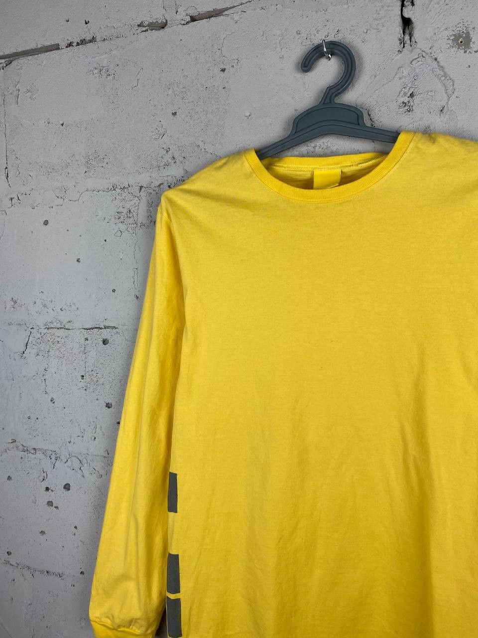 Mandarina Duck 2000's Mandarina Duck Yellow Avant Garde LS T Shirt Size US XL / EU 56 / 4 - 3 Thumbnail