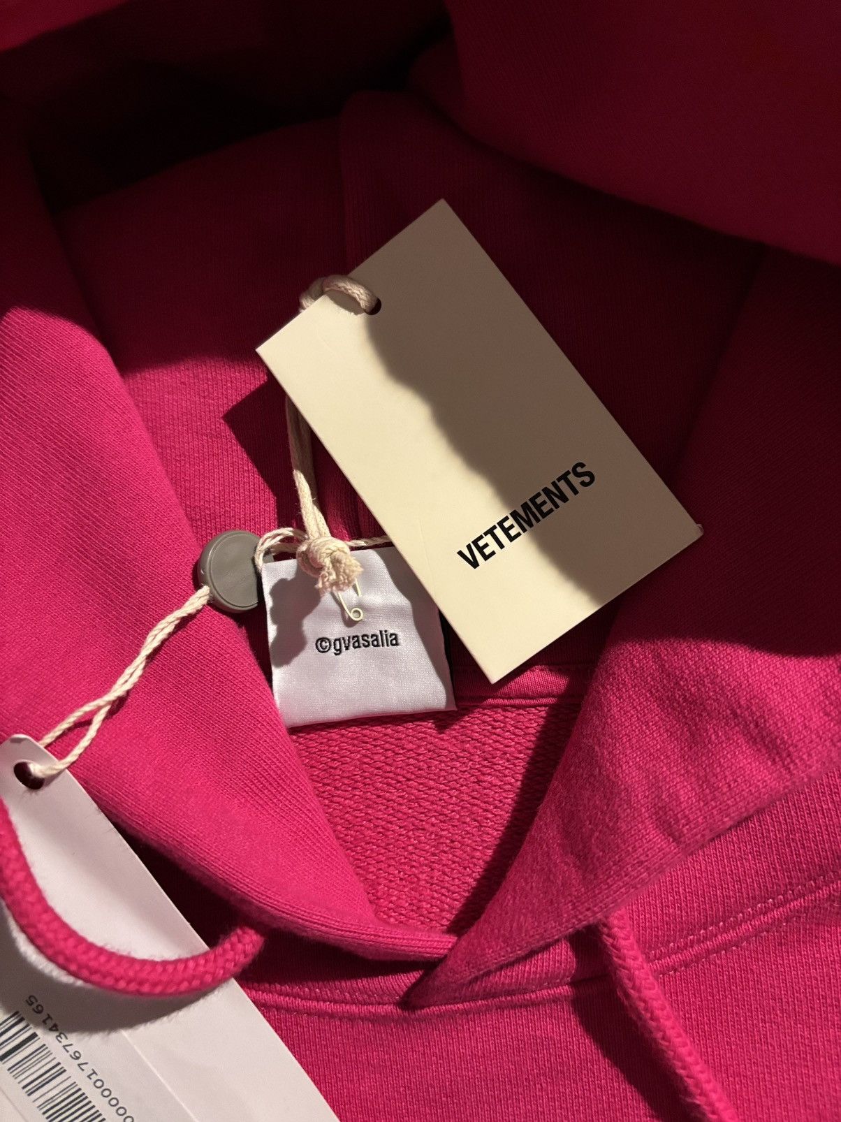 Vetements Vetements Hoodie Gradient Limited Edition Size US M / EU 48-50 / 2 - 7 Thumbnail