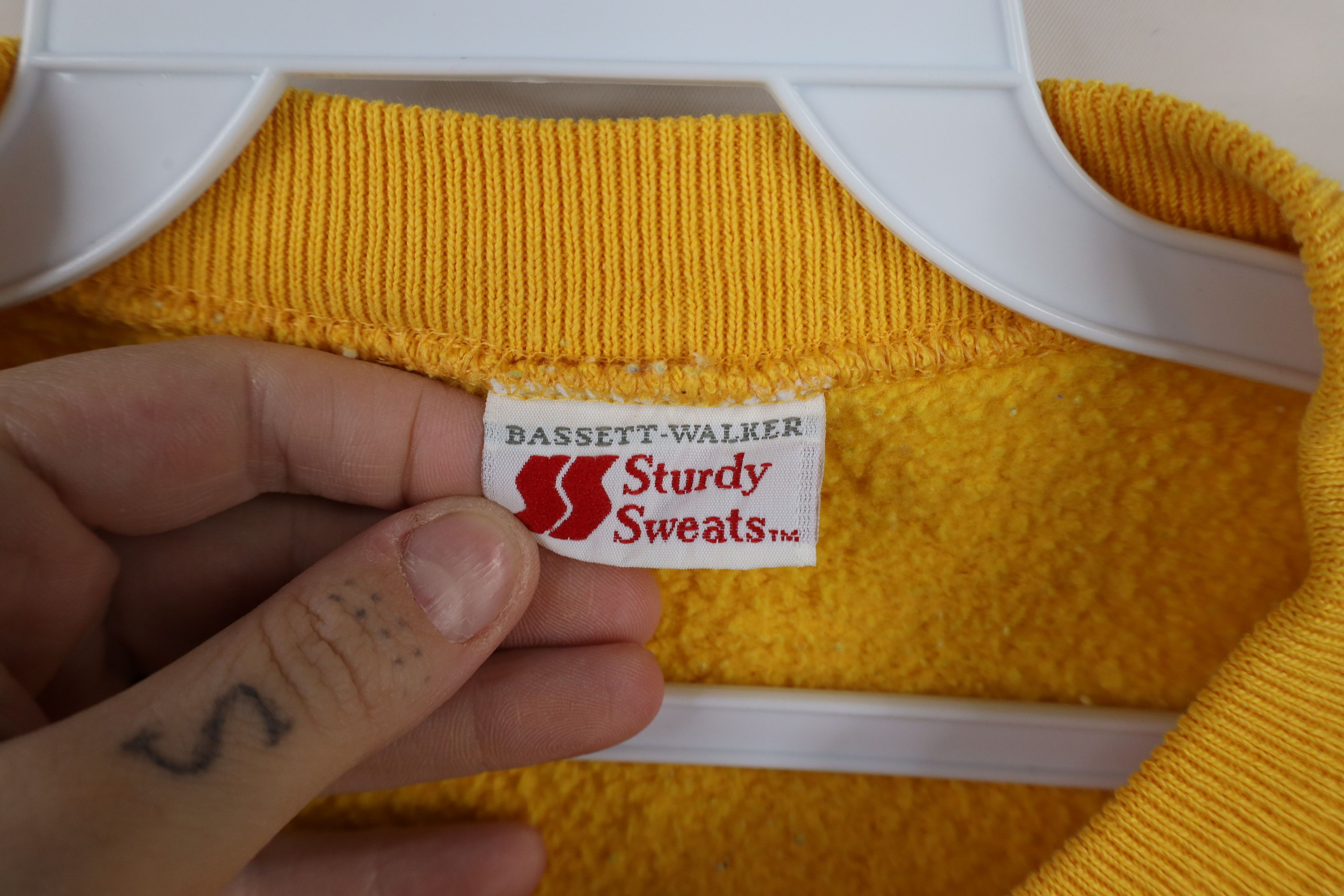 Vintage Vintage 90s Streetwear Blank Crewneck Sweatshirt Yellow USA Size XL / US 12-14 / IT 48-50 - 6 Thumbnail