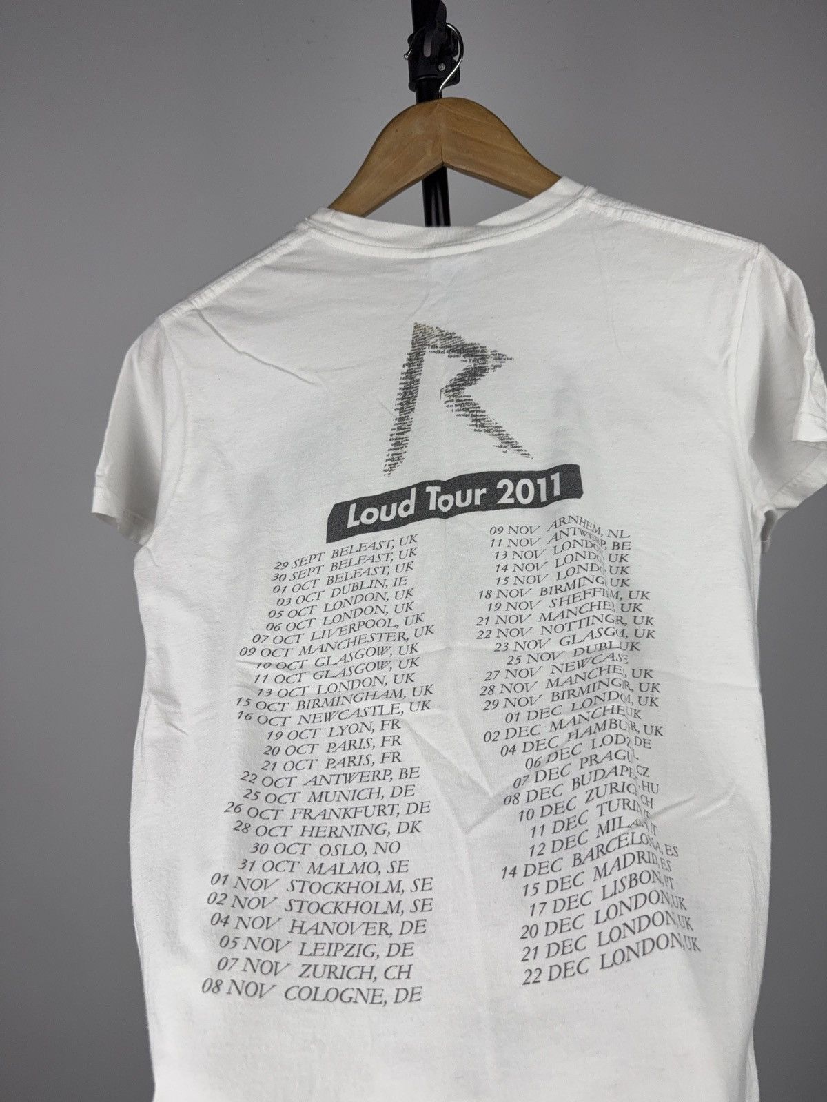 Band Tees Y2K 2011 Bravado Street Photo Graphic Tee “We Found Love” Size US S / EU 44-46 / 1 - 14 Thumbnail