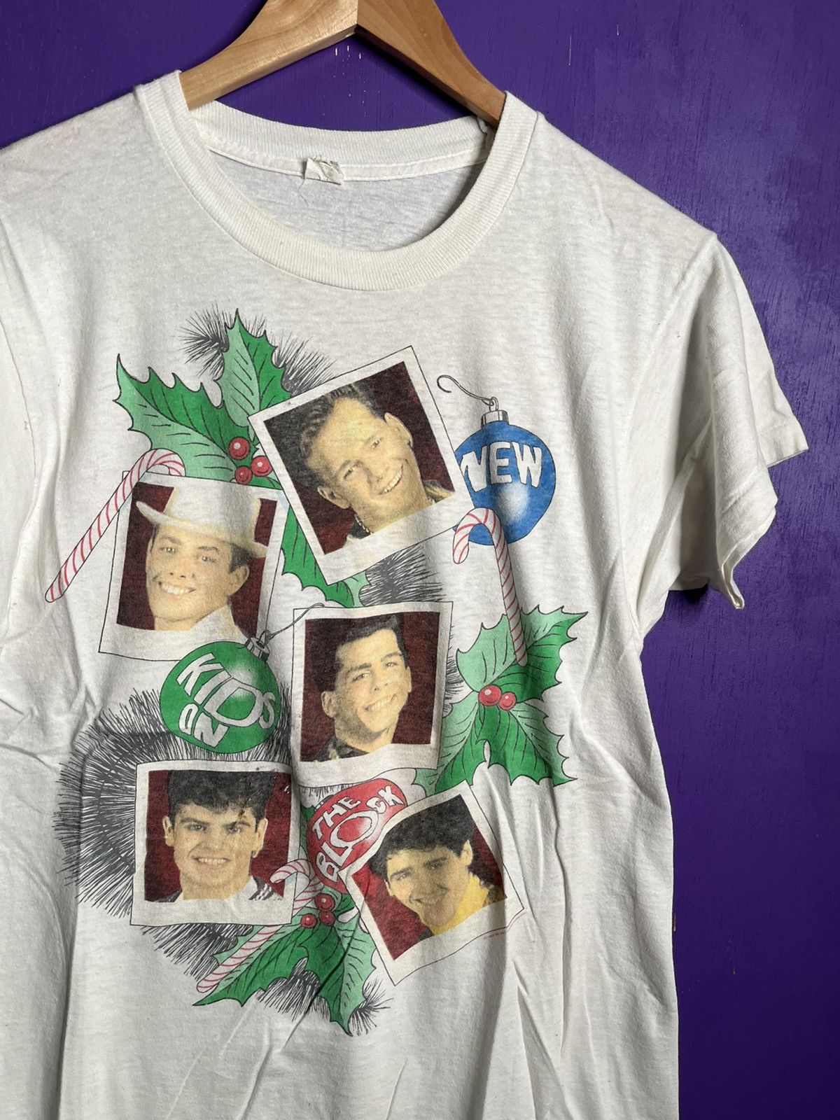 Band Tees × Vintage Vintage 1989 New kids on the block Christmas t-shirt Size US M / EU 48-50 / 2 - 3 Thumbnail