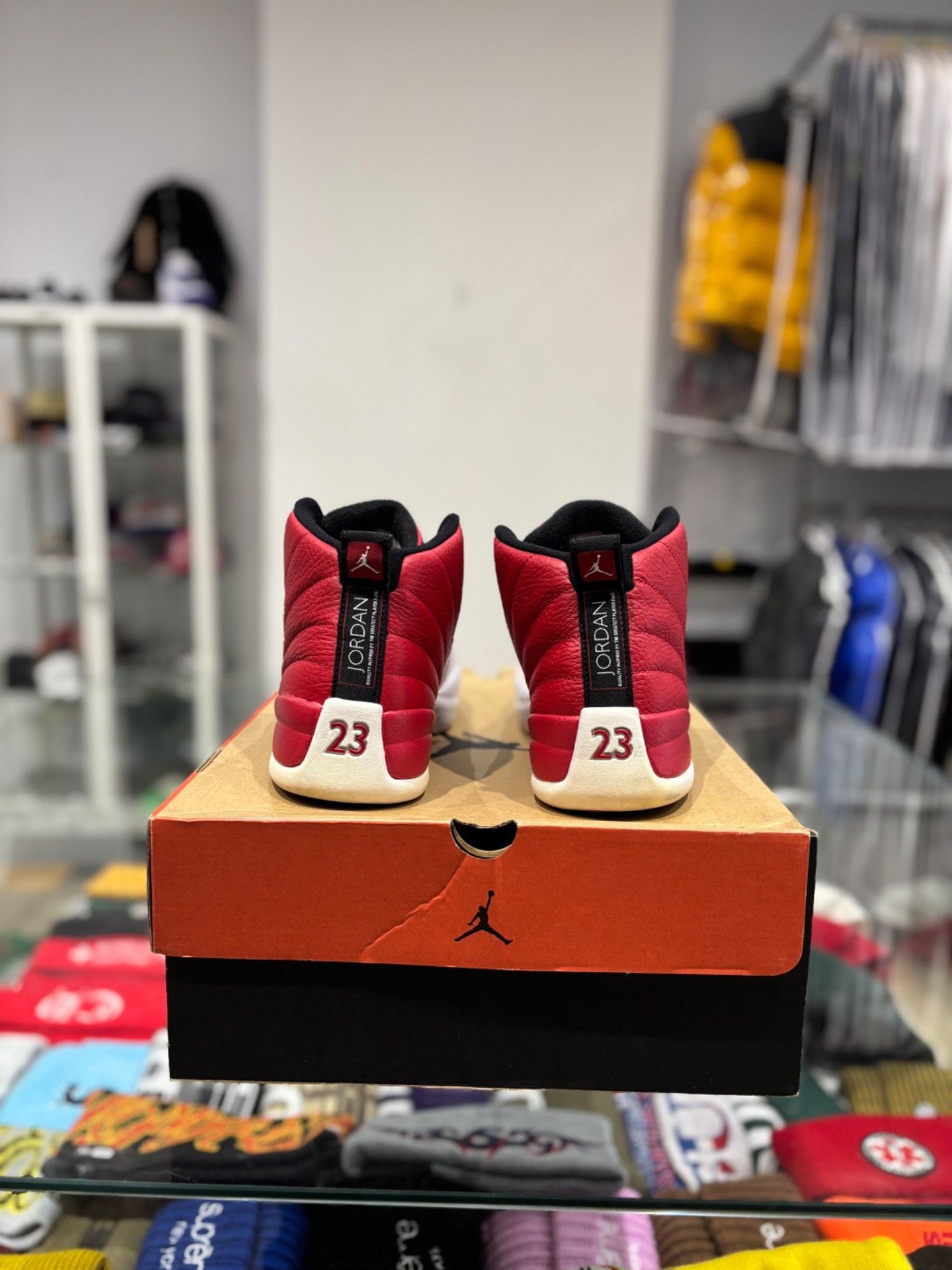 Jordan Brand Jordan 12 Gym Red Size US 10.5 / EU 43-44 - 2 Thumbnail