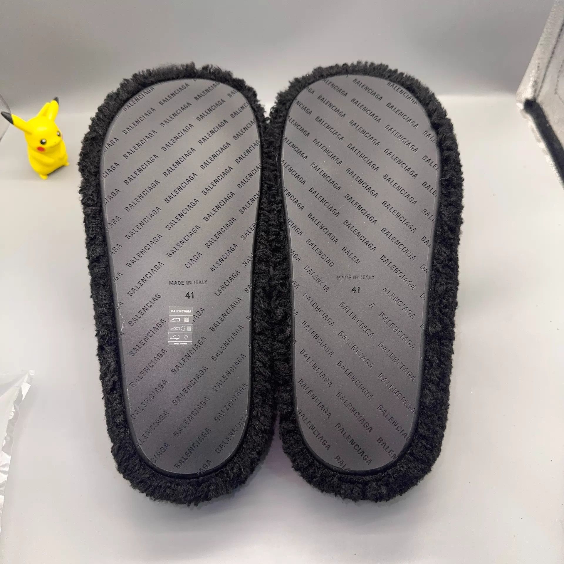 Balenciaga Balenciaga Furry Black 41 Shoes Size US 8 / EU 41 - 4 Thumbnail