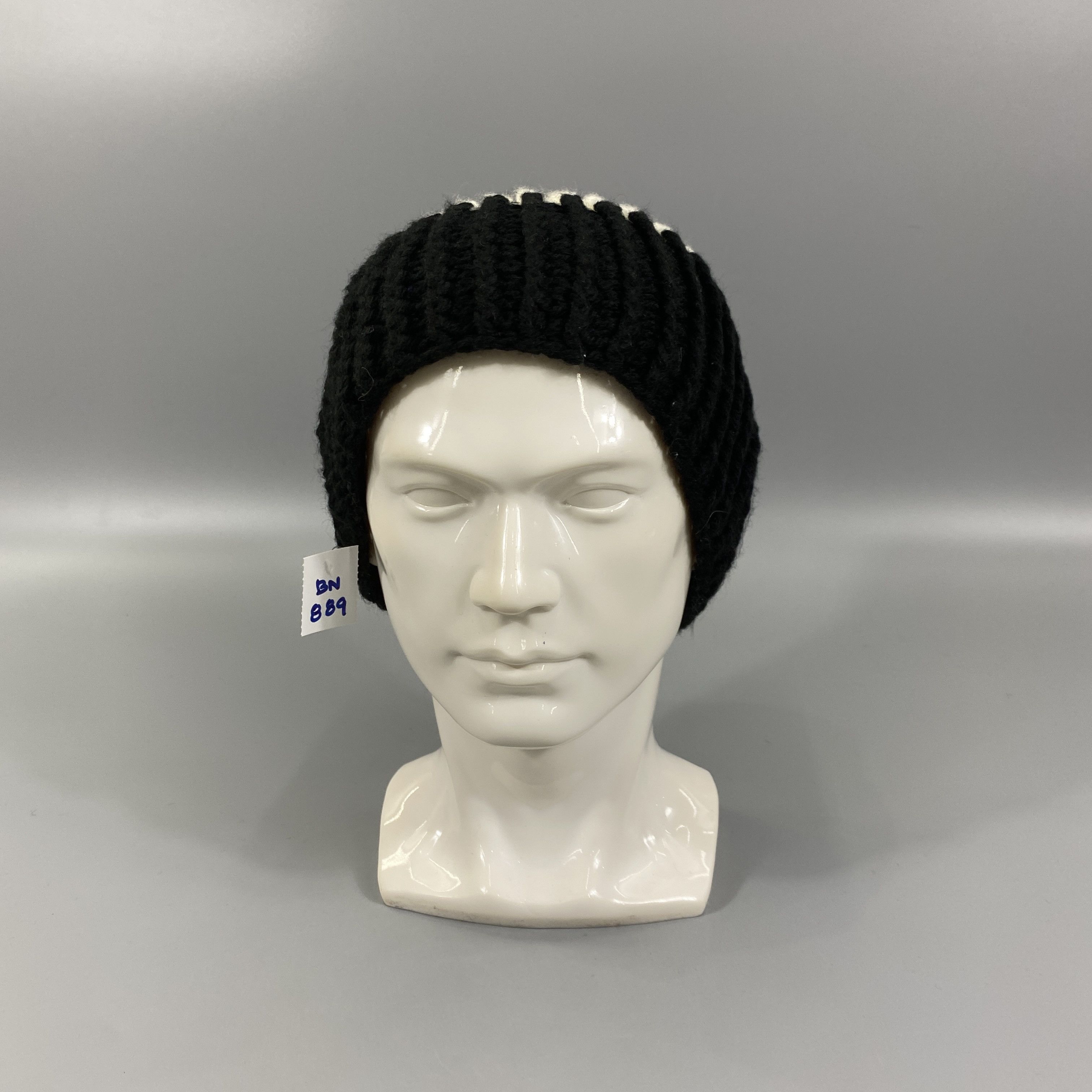 Japanese Brand Vintage Black And White Knitted Beanie Hats -BN889 Size ONE SIZE - 3 Thumbnail