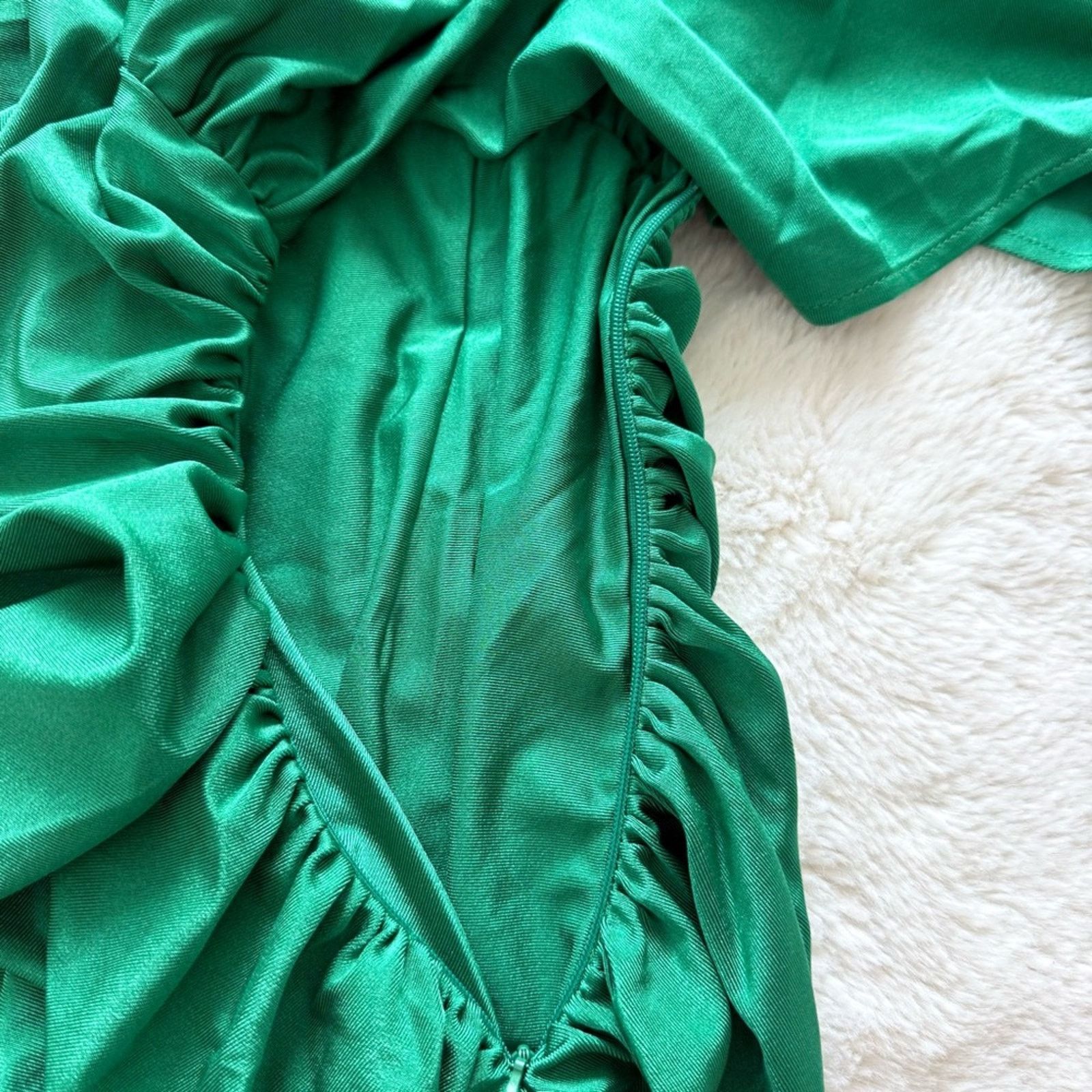Luxe NWT!!! LUXE dress with gloves size L Retail 120$ Size L / US 10 / IT 46 - 8 Thumbnail