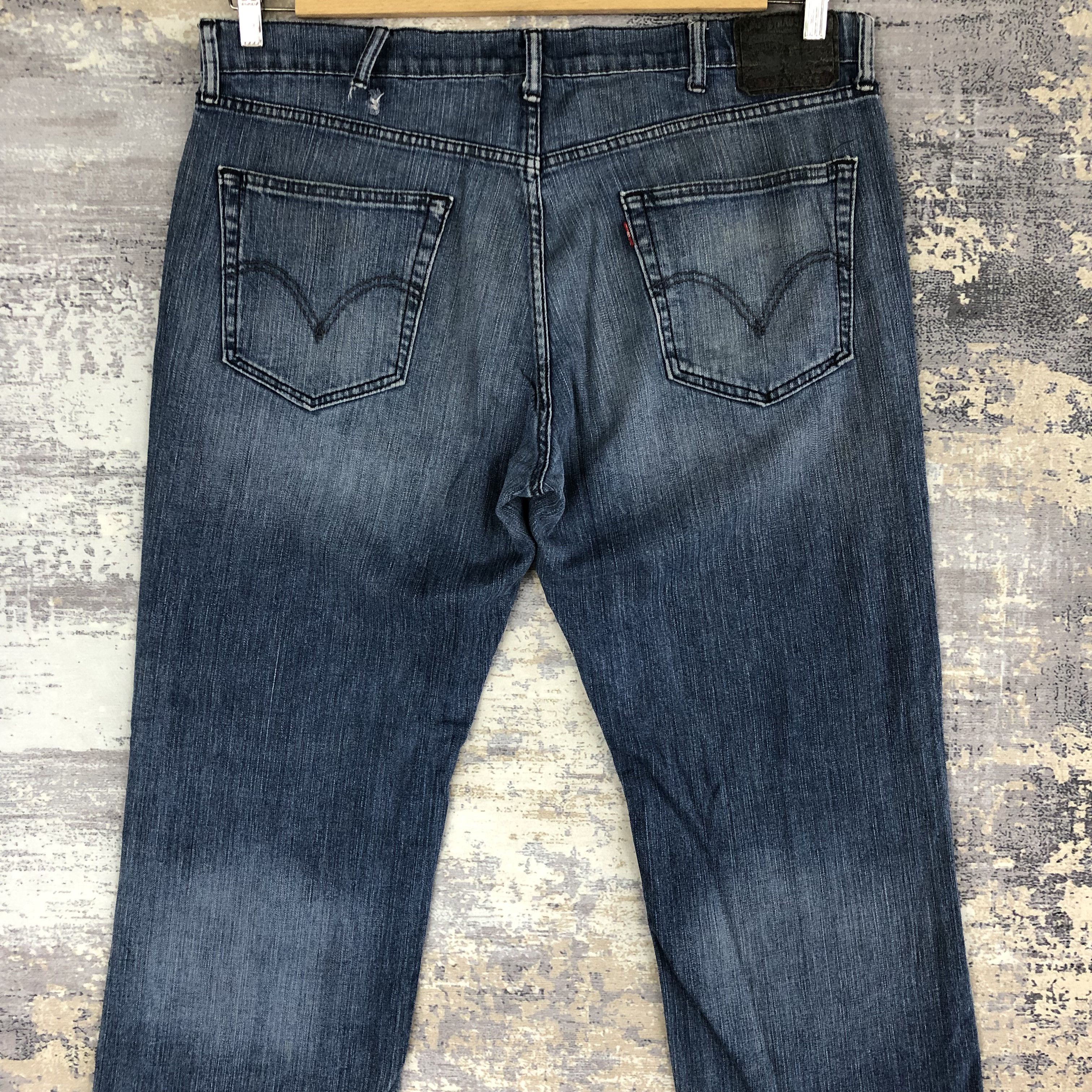 Levi's Vintage Levis 559 Baggy Loose Jeans Levi's Light Wash Denim Size US 40 / EU 56 - 4 Thumbnail