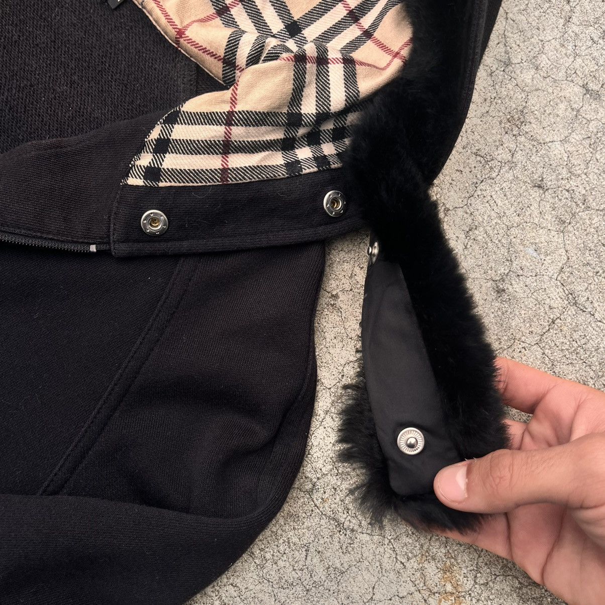 Burberry Burberry Black Label Faux Fur Jacket Size US S / EU 44-46 / 1 - 4 Thumbnail