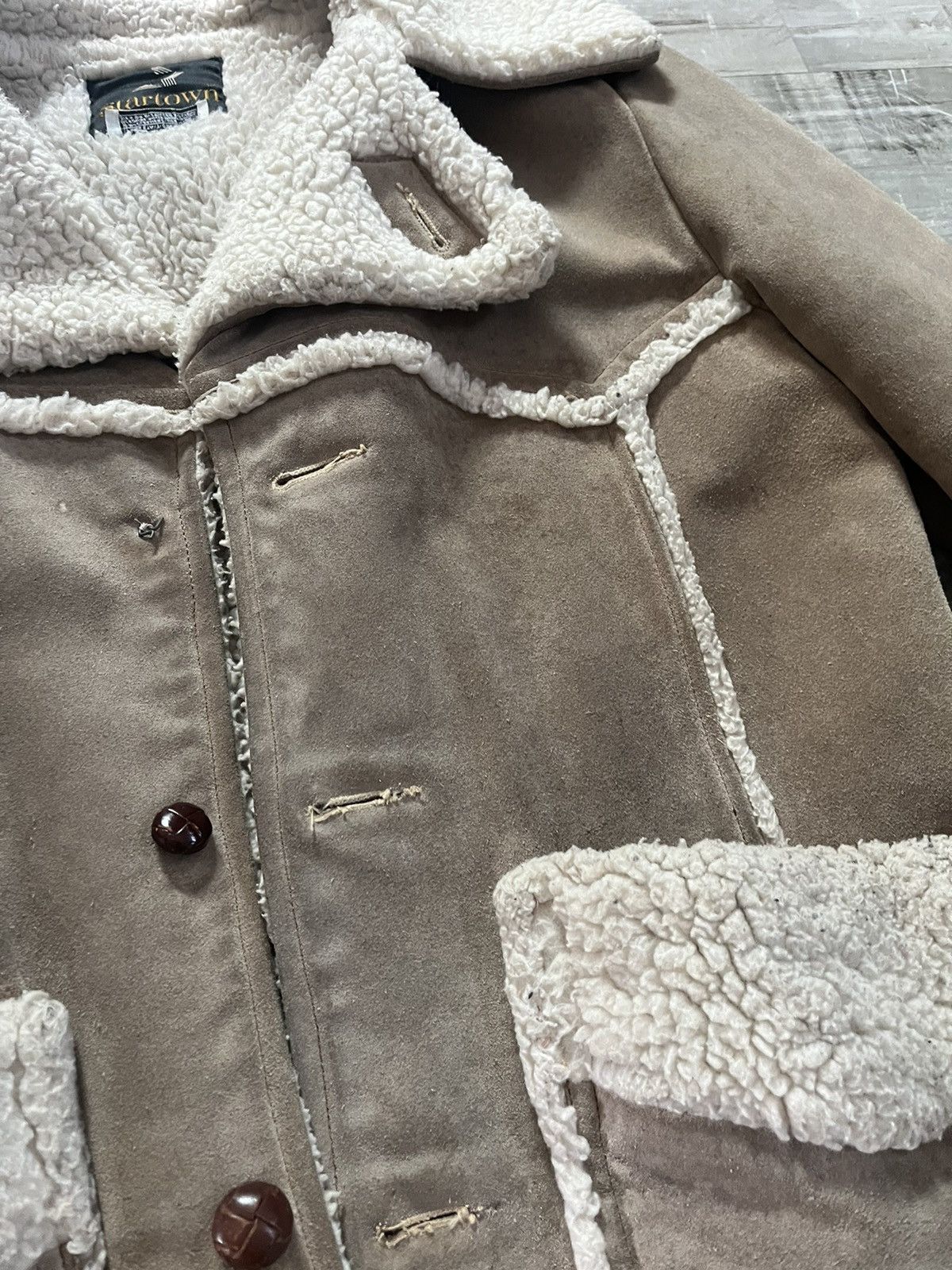 Vintage Authentic vintage fur shearling jacket Size US L / EU 52-54 / 3 - 4 Thumbnail