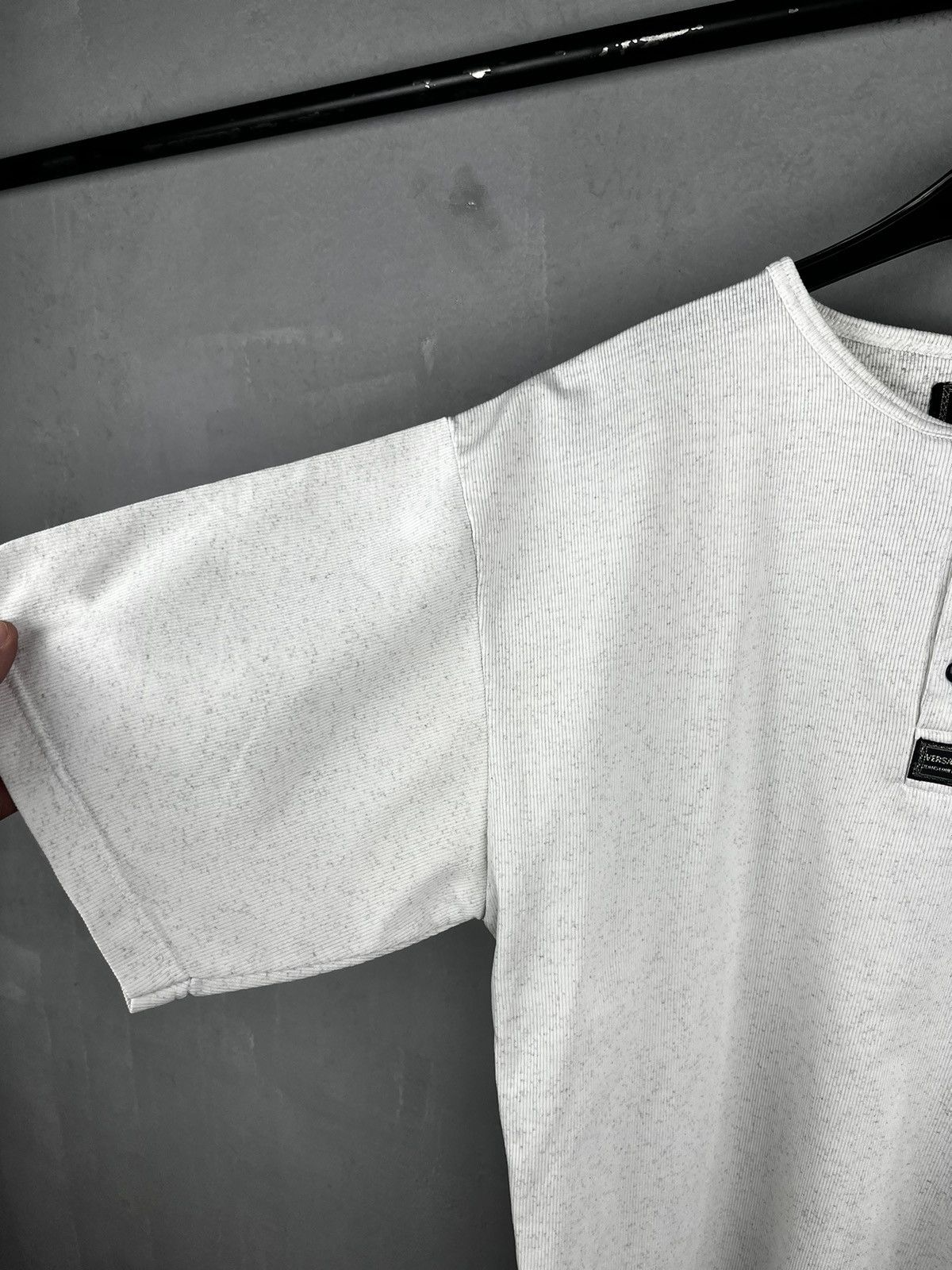 Versace × Versace Jeans Couture × Vintage Versace jeans couture t shirt vintage 90s Size US L / EU 52-54 / 3 - 3 Thumbnail
