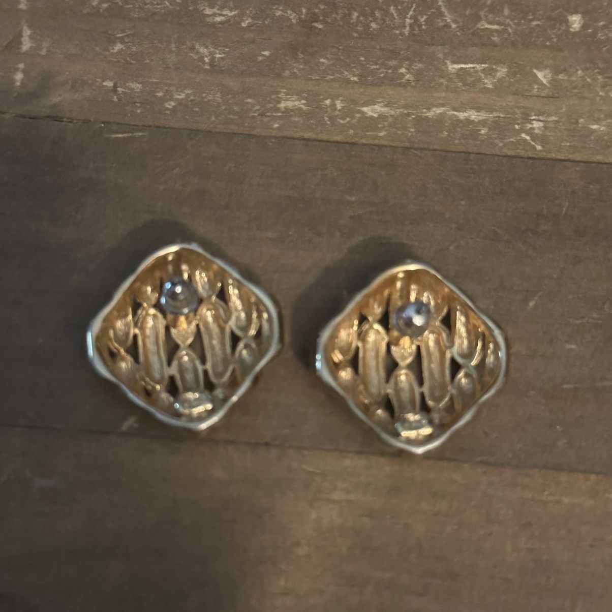 Anne Klein Anne Klein square gold tone basketweave post earrings Size ONE SIZE - 4 Thumbnail