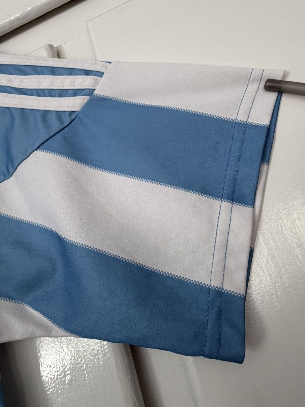 Adidas ADIDAS ARGENTINA NATIONAL TEAM 2010-11 JERSEY FIFA WORLD CUP Size US L / EU 52-54 / 3 - 11 Thumbnail