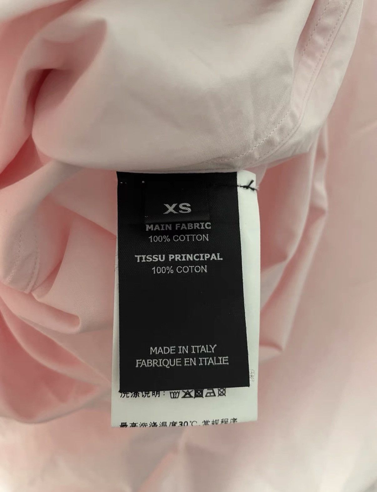 Vetements Vetements Garderobe Logo Oversized Pink Shirt Size US XS / EU 42 / 0 - 3 Thumbnail
