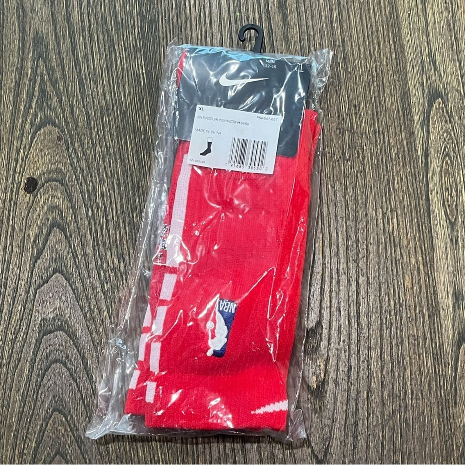 Nike NWT Nike Mens Elite NBA Grip Power Basketball Mid-Calf Socks Size ONE SIZE - 1 Thumbnail