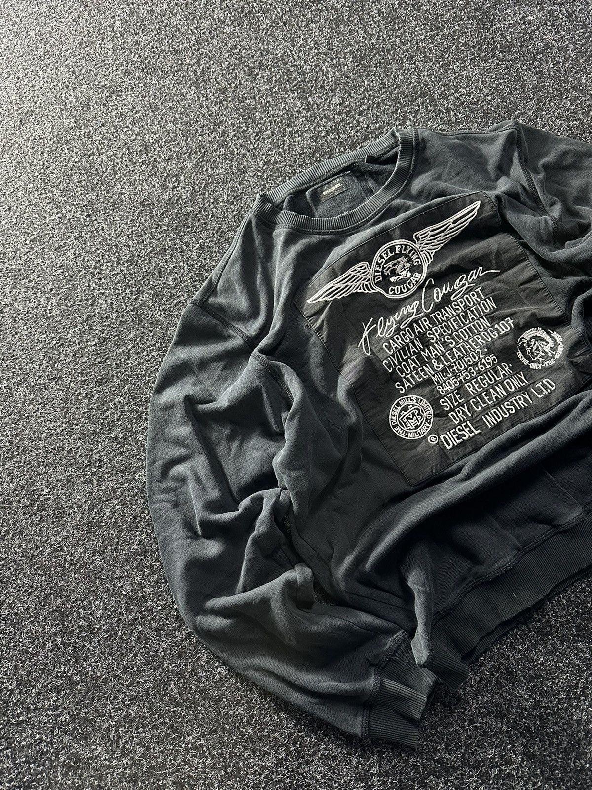 Diesel VNTG 🚨 DIESEL FLYING DISTRESSED SWEATSHIRT BOXY AVANT-GARDE Size US L / EU 52-54 / 3 - 2 Thumbnail