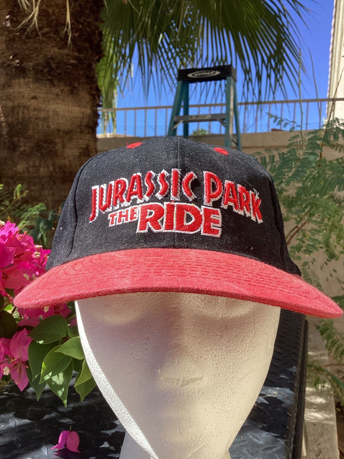 Universal Studios 90s Universal Studios Hollywood Jurassic Park snapback hat Size ONE SIZE - 1 Thumbnail