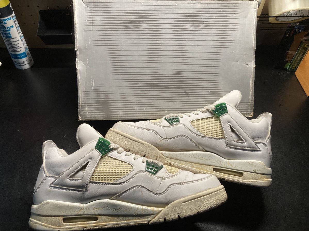 Jordan Brand Air Jordan retro 4 classic green 2004 Size US 12 / EU 45 - 2 Thumbnail