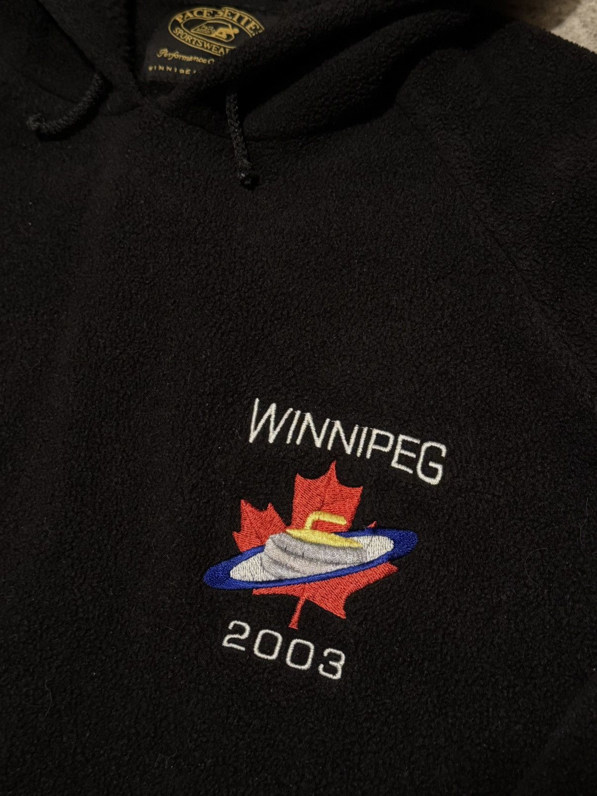 Vintage 2003 Winnipeg Curling Polar Fleece Hoodie Size US M / EU 48-50 / 2 - 2 Thumbnail
