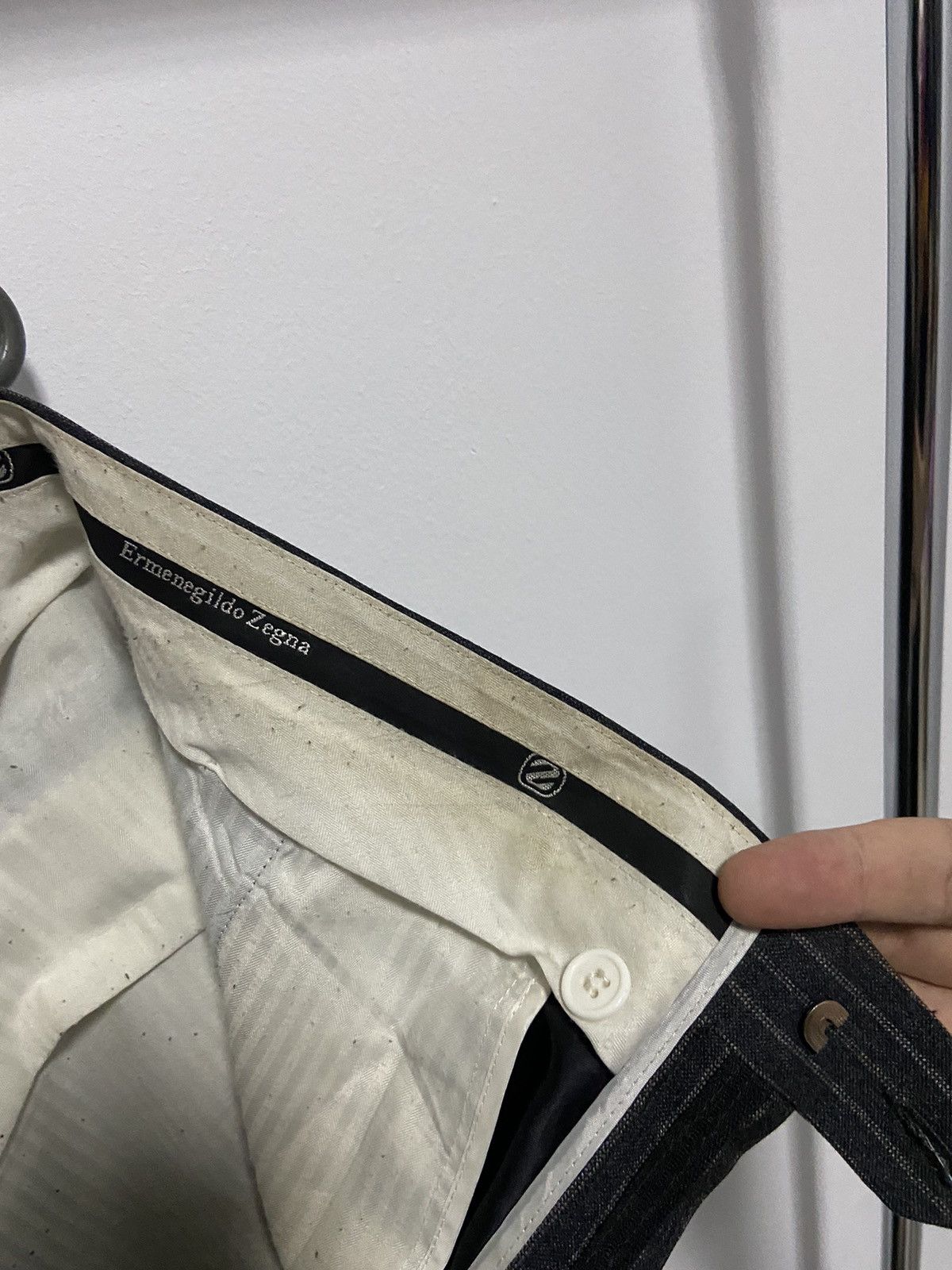 Ermenegildo Zegna Ermenegildo Zegna Striped Luxury Wool Suit blazer trousers Size 52R - 16 Thumbnail