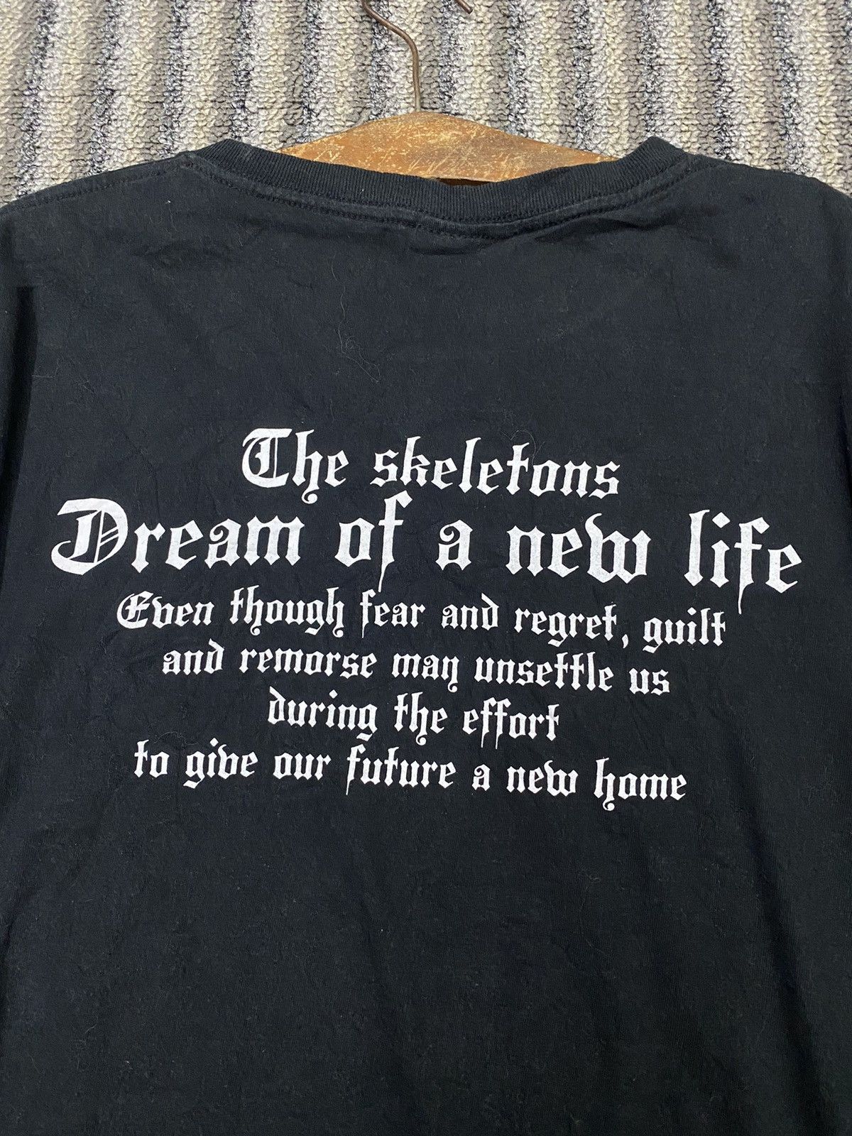 Other Skulls The Skeletons Art Brand Tshirt Size US M / EU 48-50 / 2 - 10 Thumbnail