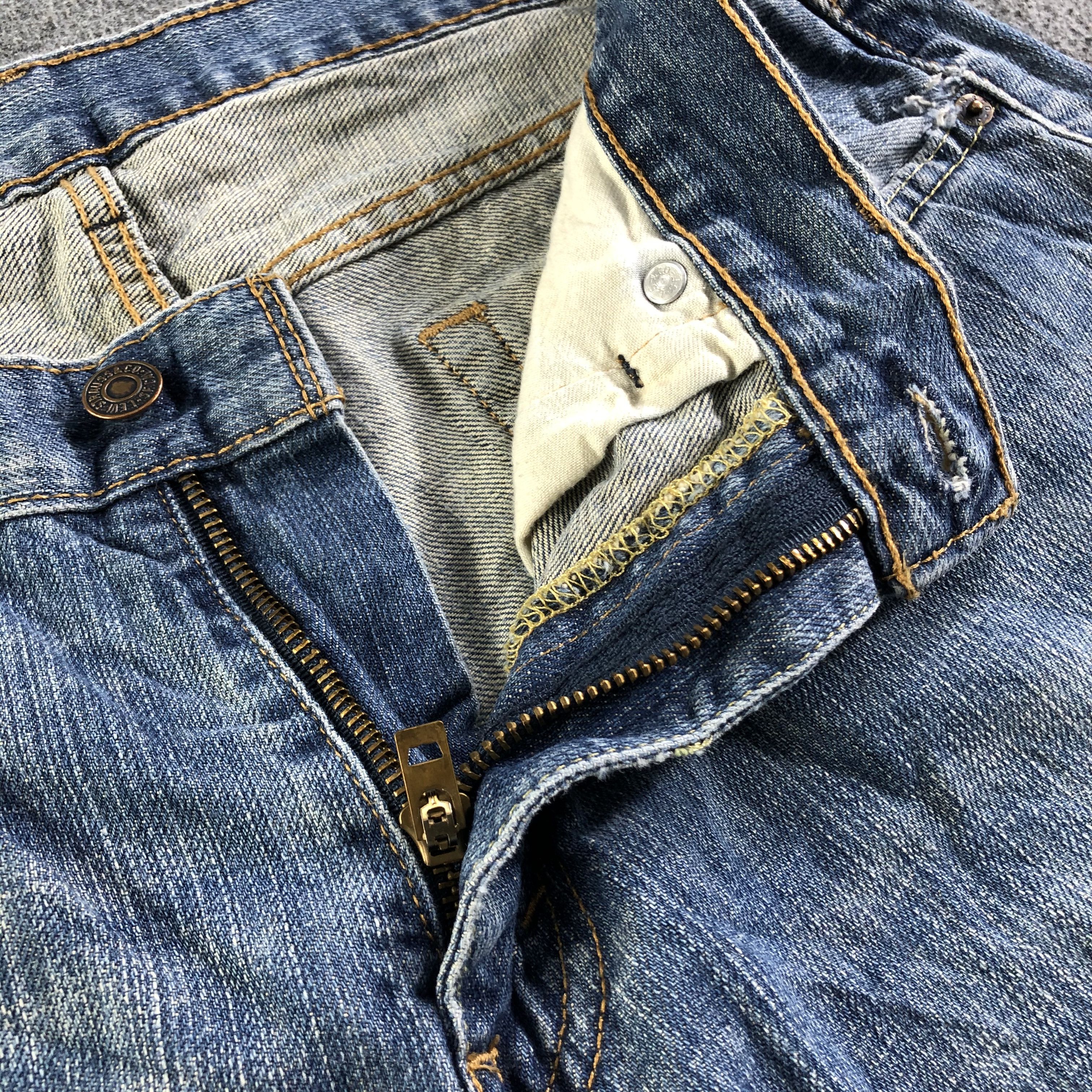 Levi's Vintage Levis 559 Jeans-J4459 Size US 33 - 7 Thumbnail