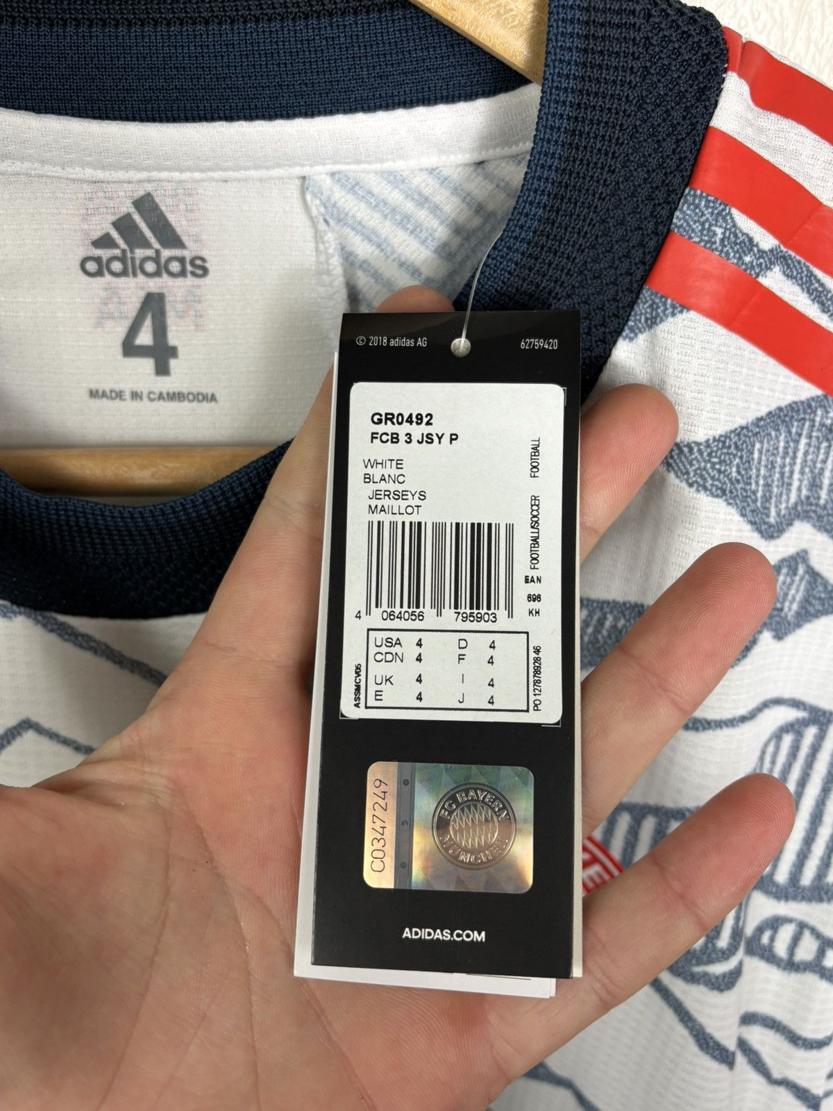 Adidas Bayern Munich 2021-2022 Away Player Issue Soccer Jersey Size US M / EU 48-50 / 2 - 7 Thumbnail