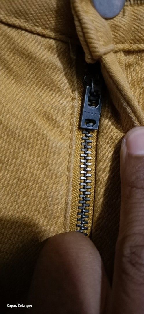 Marni × Uniqlo Uniqlo x Marni Mustard Wide-Leg Jeans (W30 L40) Size US 30 / EU 46 - 6 Thumbnail
