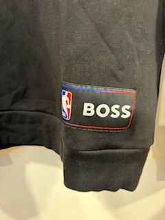 Hugo Boss NBA Golden State Warriors/Hugo Boss Colab Size US M / EU 48-50 / 2 - 7 Thumbnail
