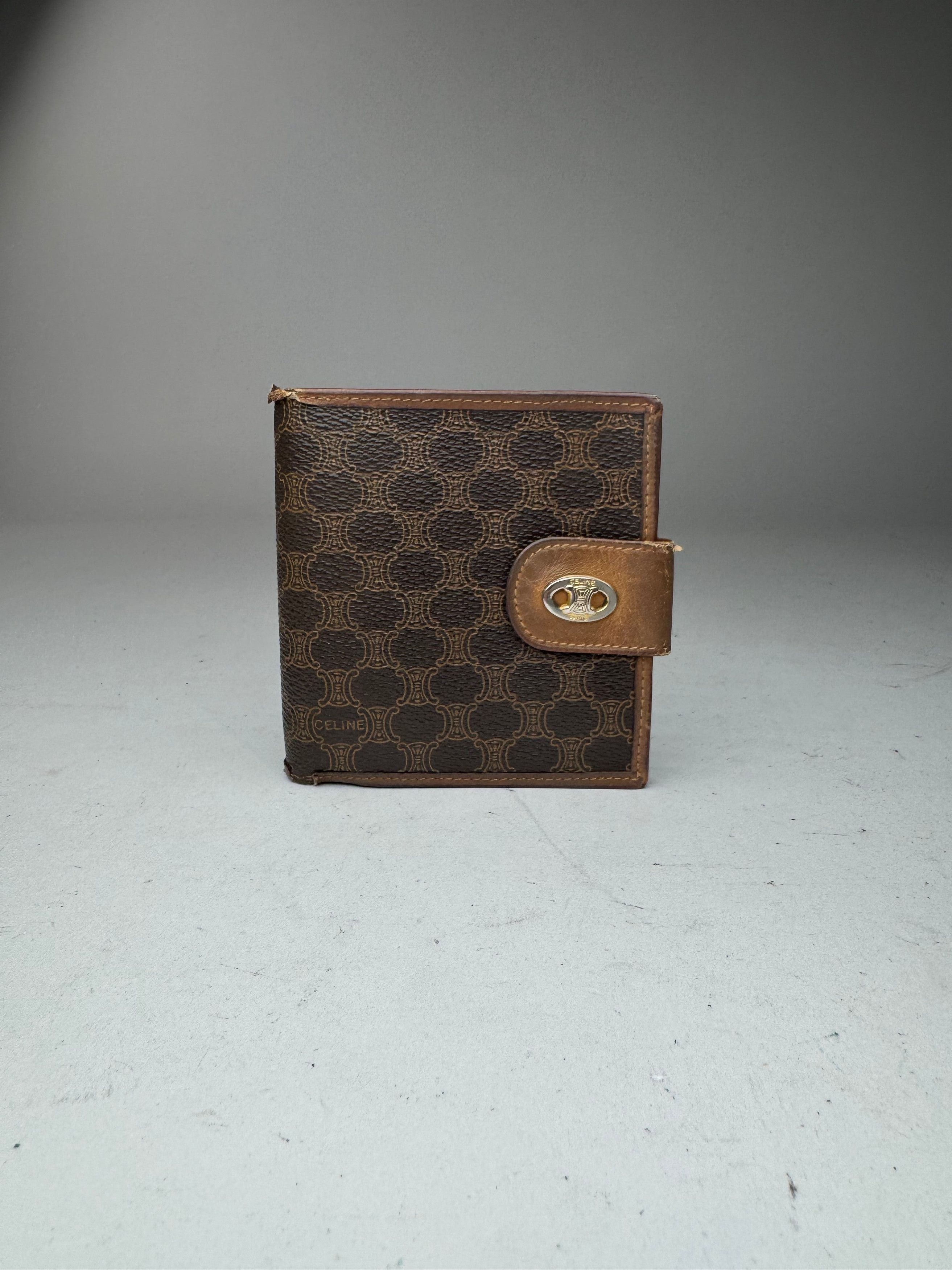 Celine Vintage Triomphe Monogram leather wallet brown Size ONE SIZE - 1 Thumbnail