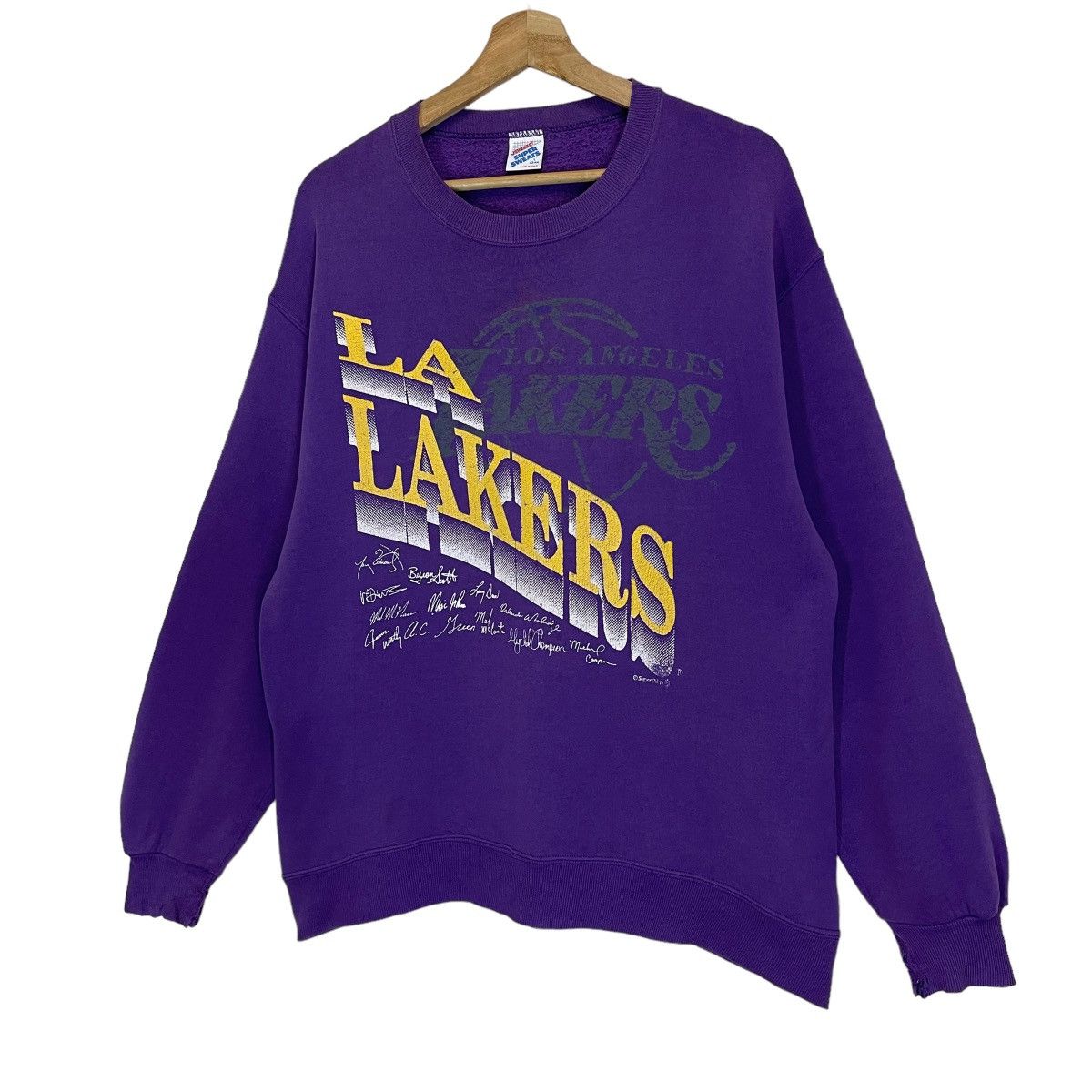 NBA Vintage 90s NBA Los Angeles Lakers Big Logo Sweatshirt Size US M / EU 48-50 / 2 - 3 Thumbnail