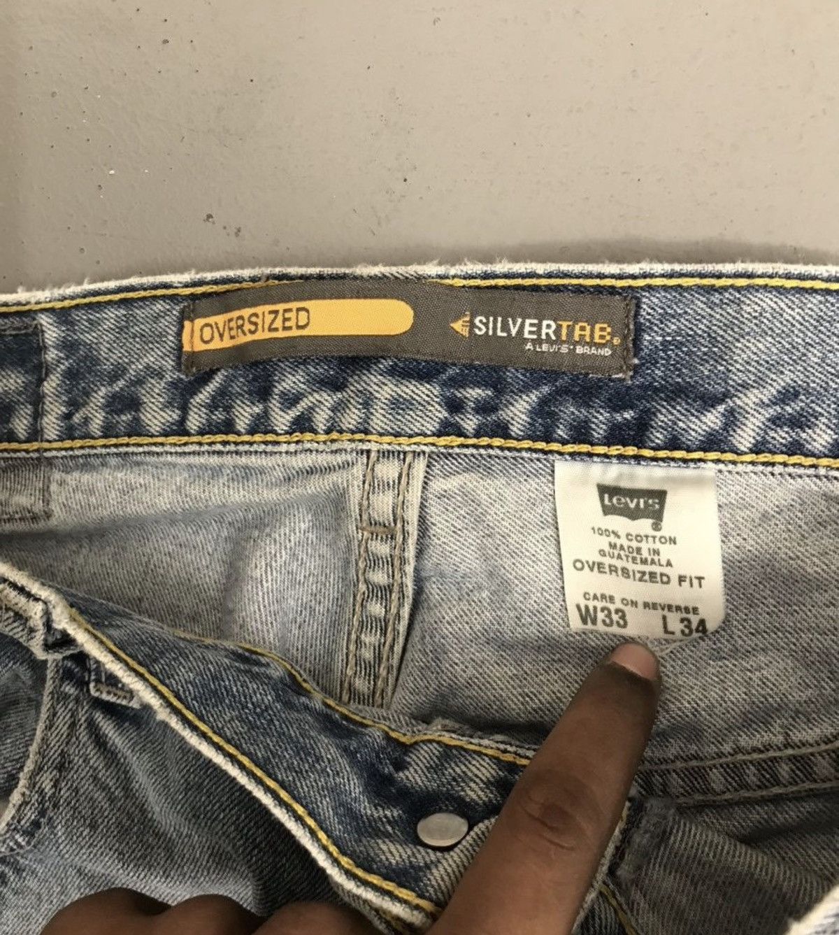 Levi's Vintage Levi’s silvertab denim Size US 35 - 4 Thumbnail
