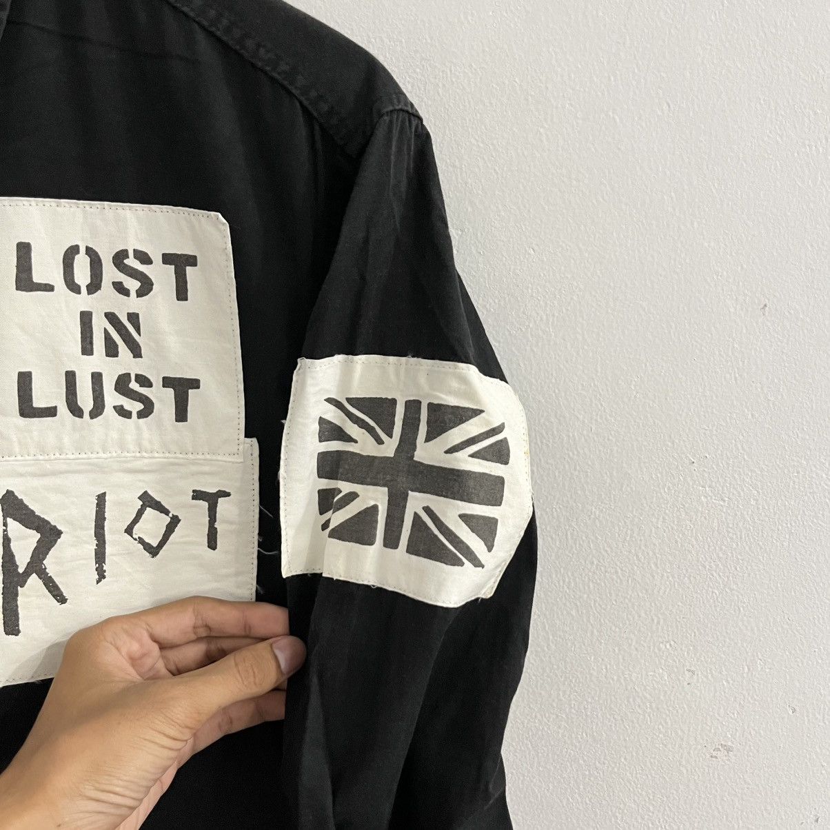 Japanese Brand Attention Emo Gothic Badges Button Up Shirt Size US M / EU 48-50 / 2 - 5 Thumbnail
