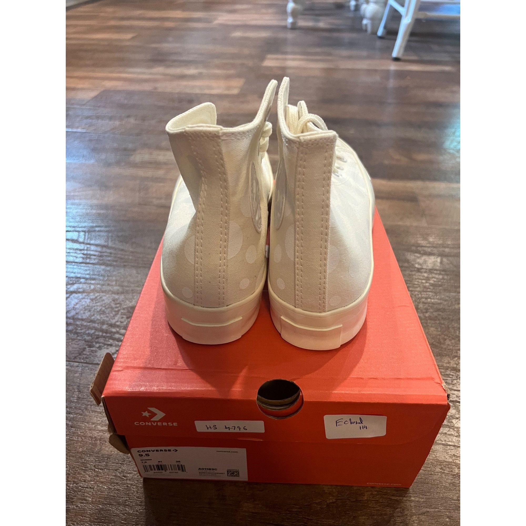 Converse Converse Chuck 70 Womens Size 9.5 Polka Dot Canvas High Top Size US 9.5 / IT 39.5 - 2 Thumbnail