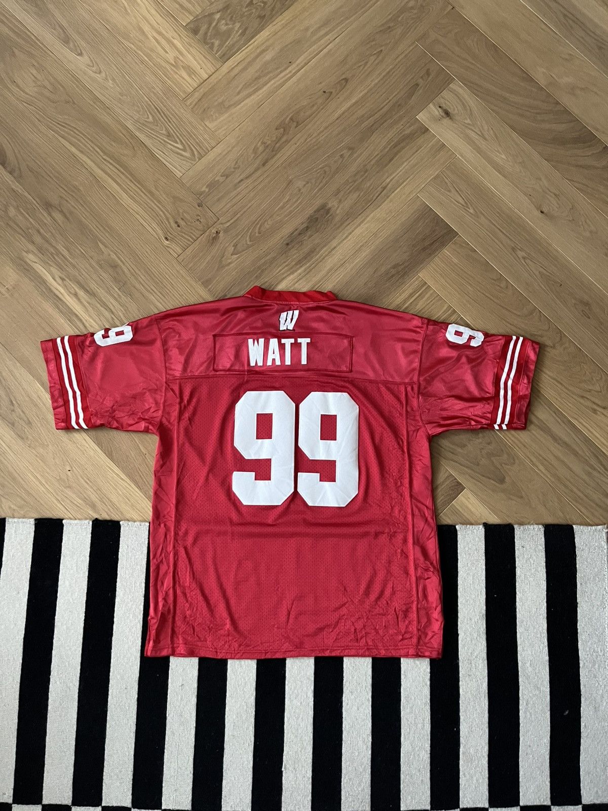 Adidas Wisconsin Badgers #99 J.J. Watt Adidas Replica Jersey Size US XXL / EU 58 / 5 - 5 Thumbnail