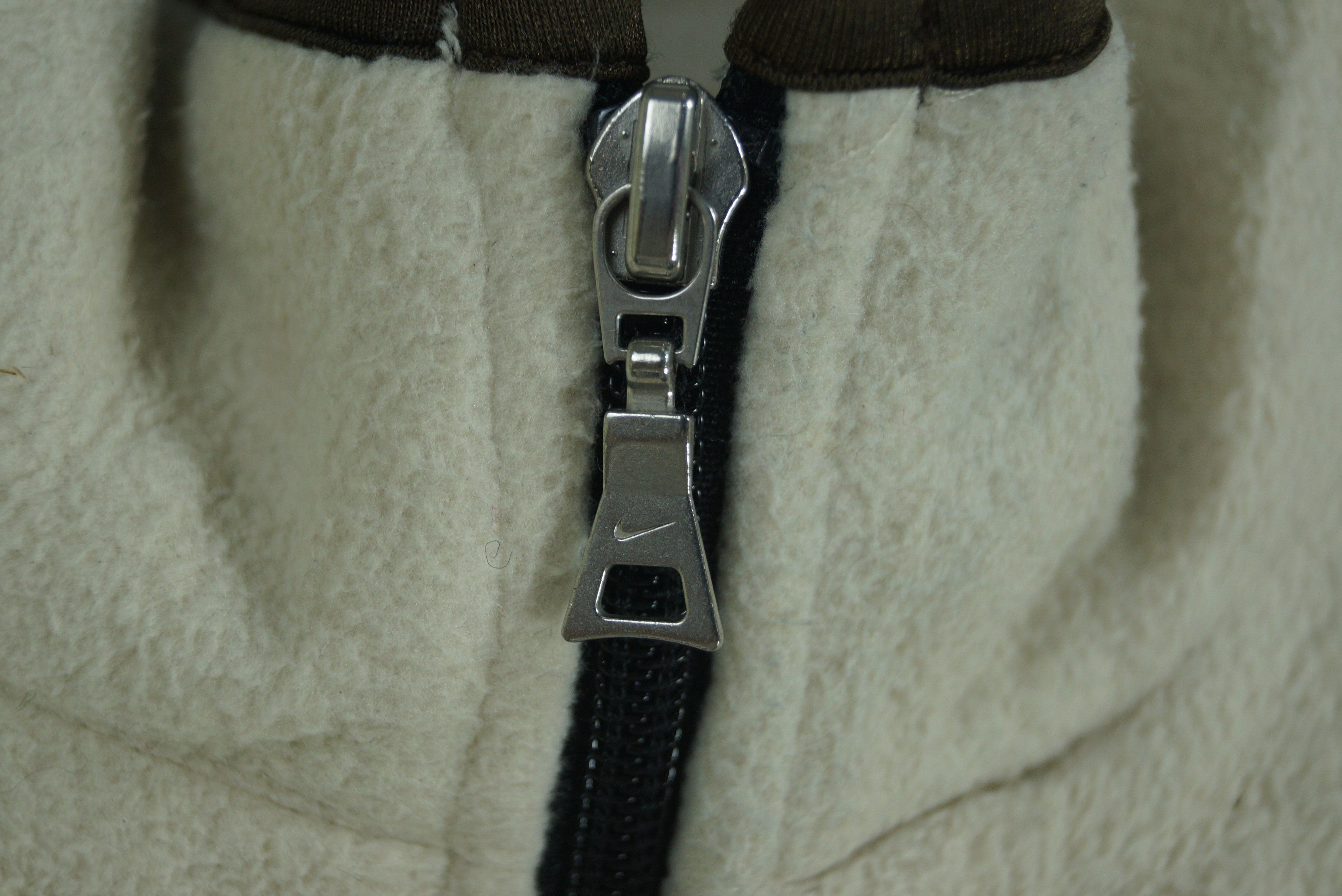 Nike × Vintage Vintage Nike Sweater Fleece Small Logo Size US M / EU 48-50 / 2 - 3 Thumbnail