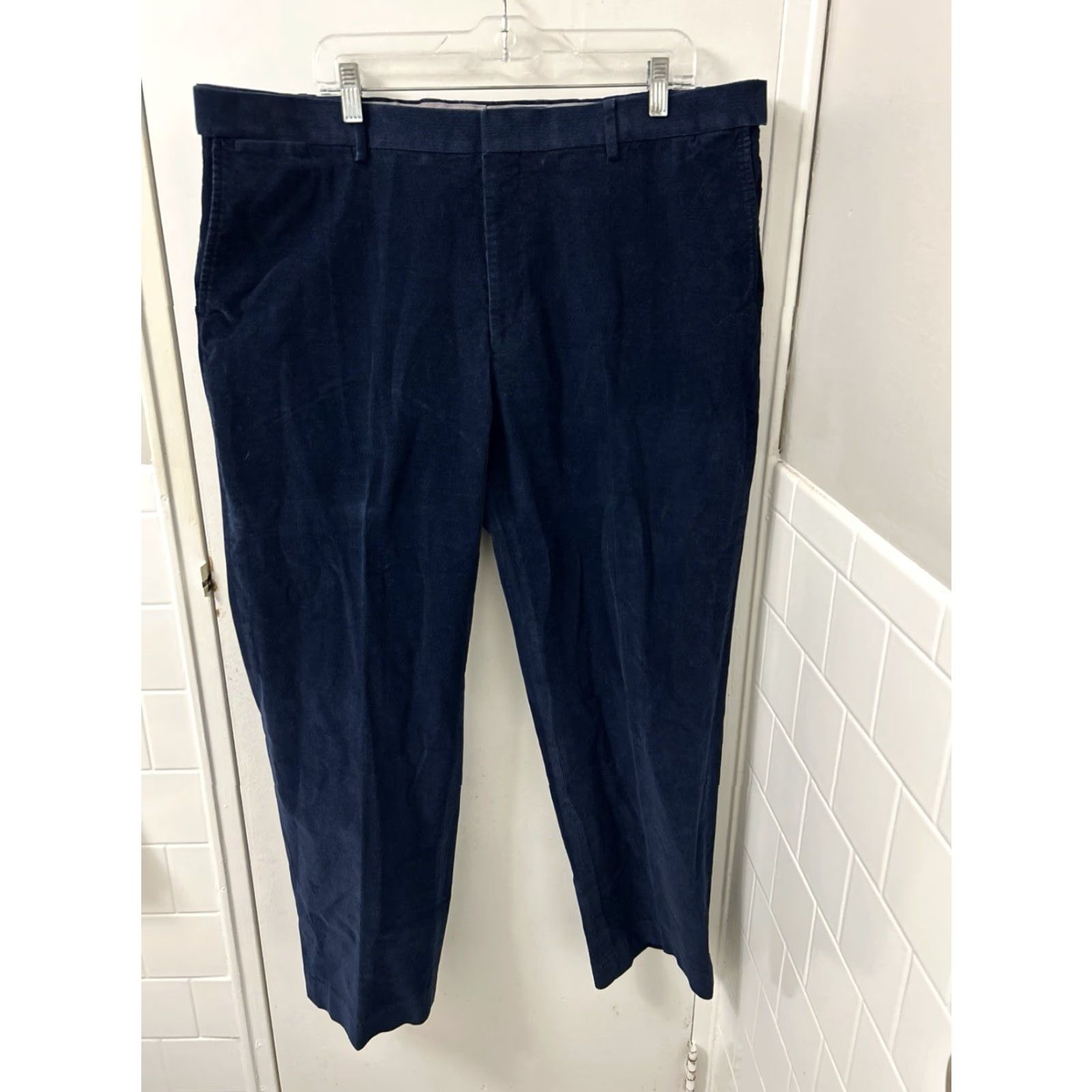 Lands' End Lands' End Pants Mens 42x30 Navy Blue Corduroy Stretch Flat Front Traditional Fit Straight Leg Dress Pants Mens Size 42x30 Blue Corduroy Pants Size US 42 / EU 58 - 2 Thumbnail