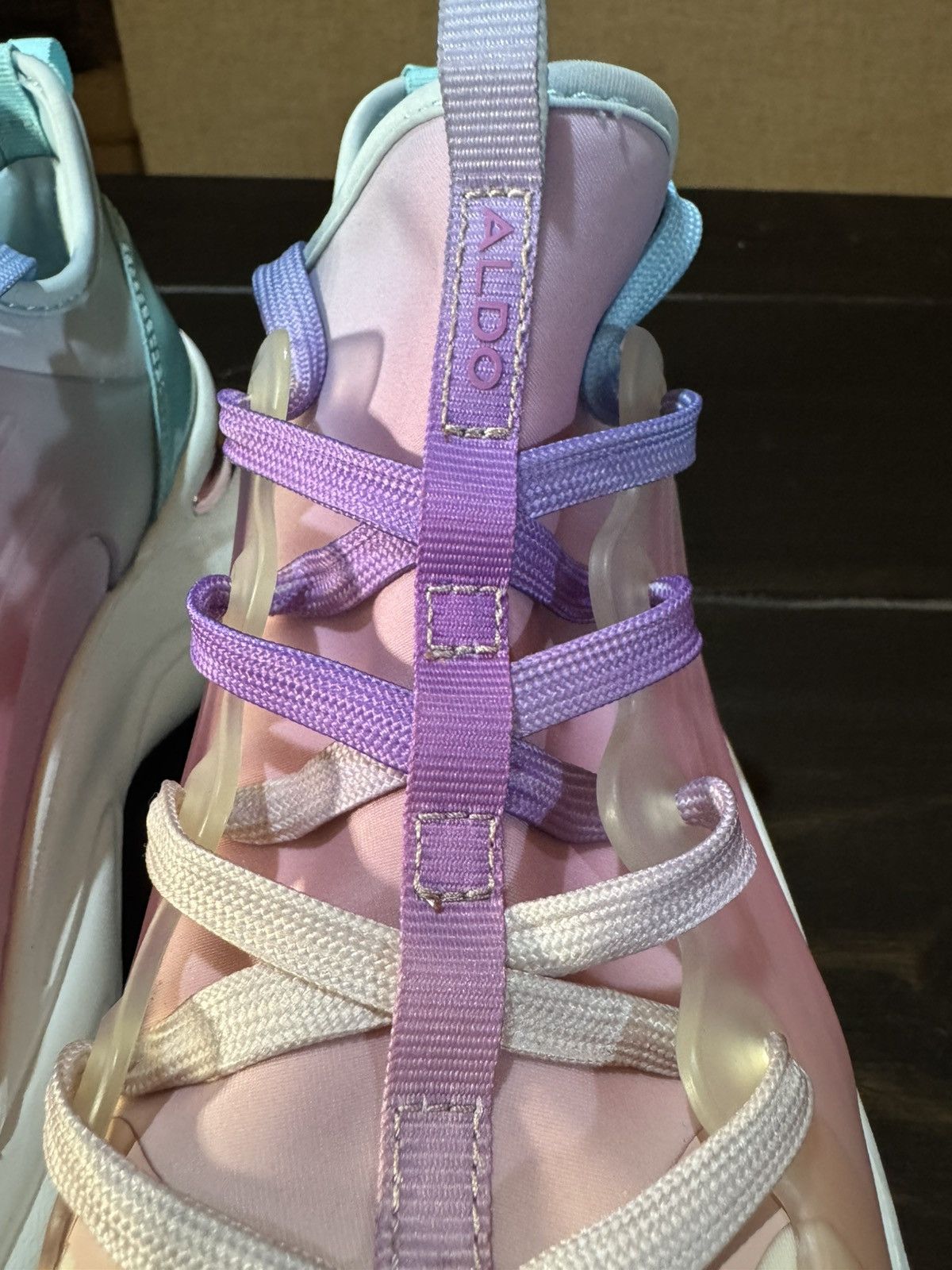 Aldo Aldo fashion sneaker pink colorful sz 8 Size US 8 / IT 38 - 4 Thumbnail