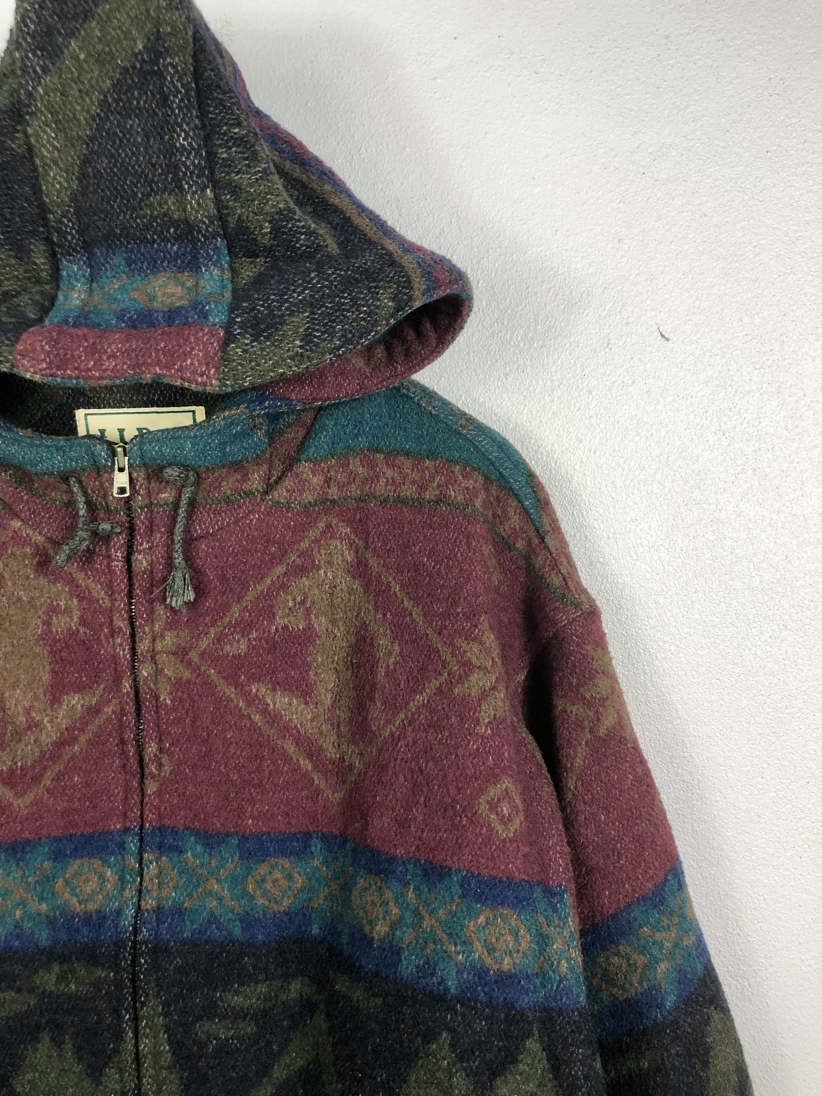 L.L. Bean Vintage L.L. Bean Ski Navajo Aztec Hooded Wool Jacket Winter Size US L / EU 52-54 / 3 - 3 Thumbnail