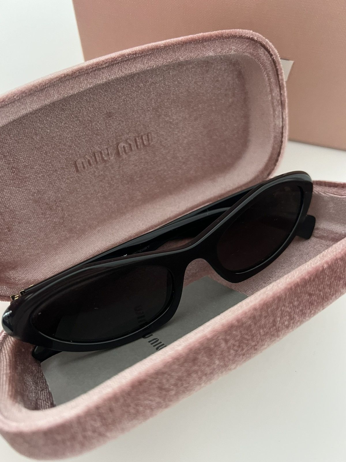 Miu Miu Miu Miu Cat Eye Sunglasses Size ONE SIZE - 3 Thumbnail