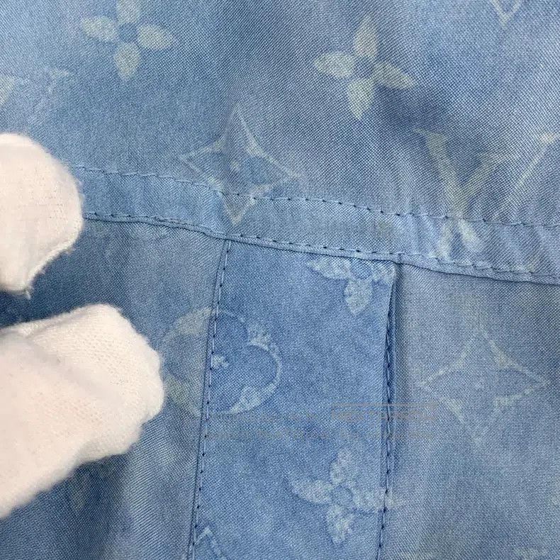 Louis Vuitton Louis Vuitton 22 blue logo, full print, mulberry silk lape Size XS / US 0-2 / IT 36-38 - 9 Thumbnail