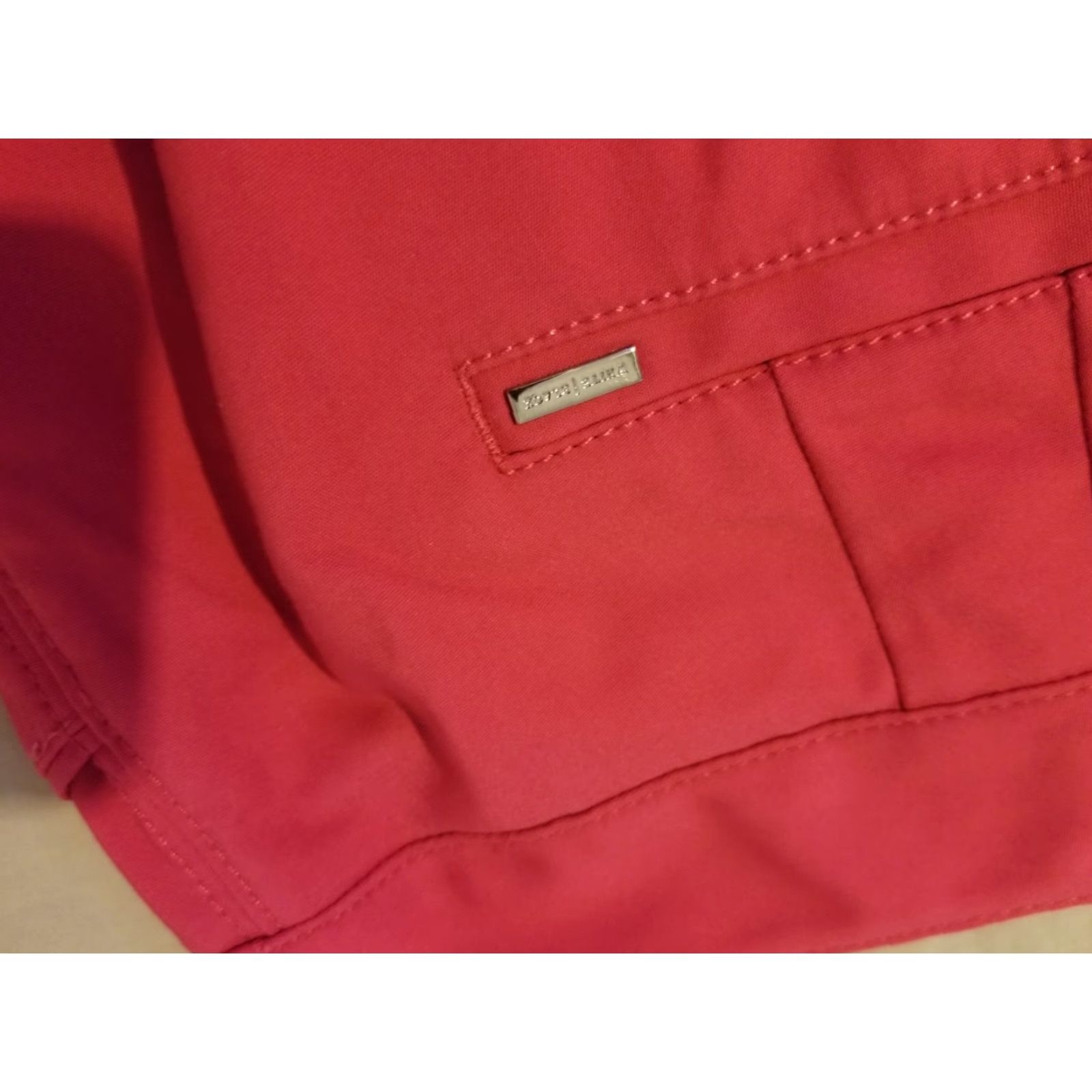 White House Black Market White House Black Market Dress Pants Womens 8 Red Khaki Slack Chino Trouser Size 30" / US 8 / IT 44 - 7 Thumbnail