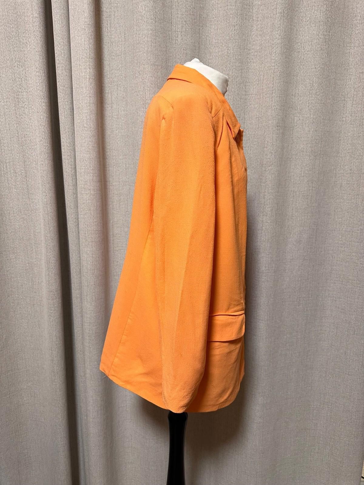 Givenchy GIVENCHY En Plus Vintage Statement Orange Blazer 46W US 16W Size L / US 10 / IT 46 - 4 Thumbnail